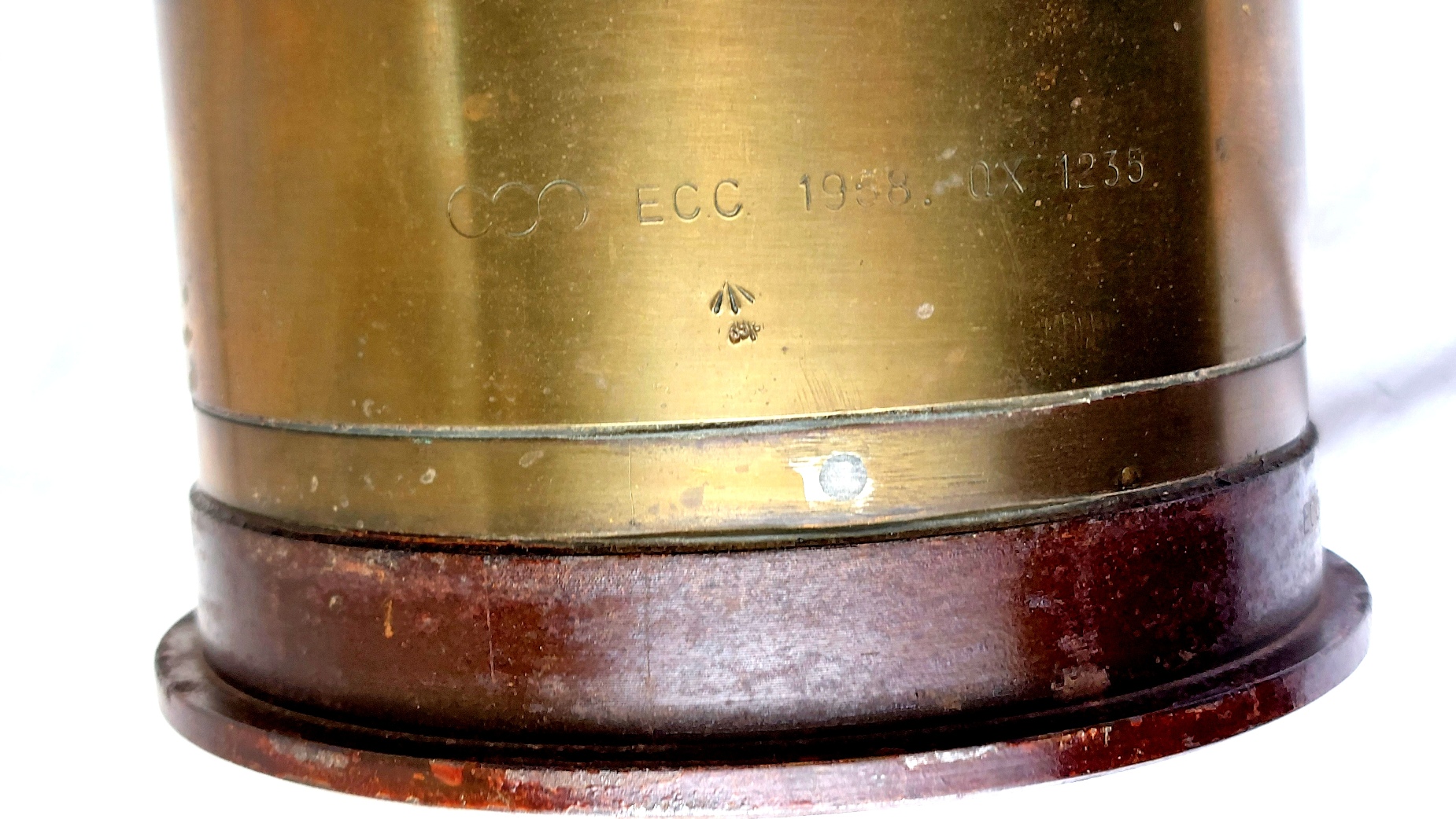 British Army, Cold War 1958–1981, 120mm WOMBAT BAT MOBAT HESH L19A3 Inert Shell & Brass Case - Image 11