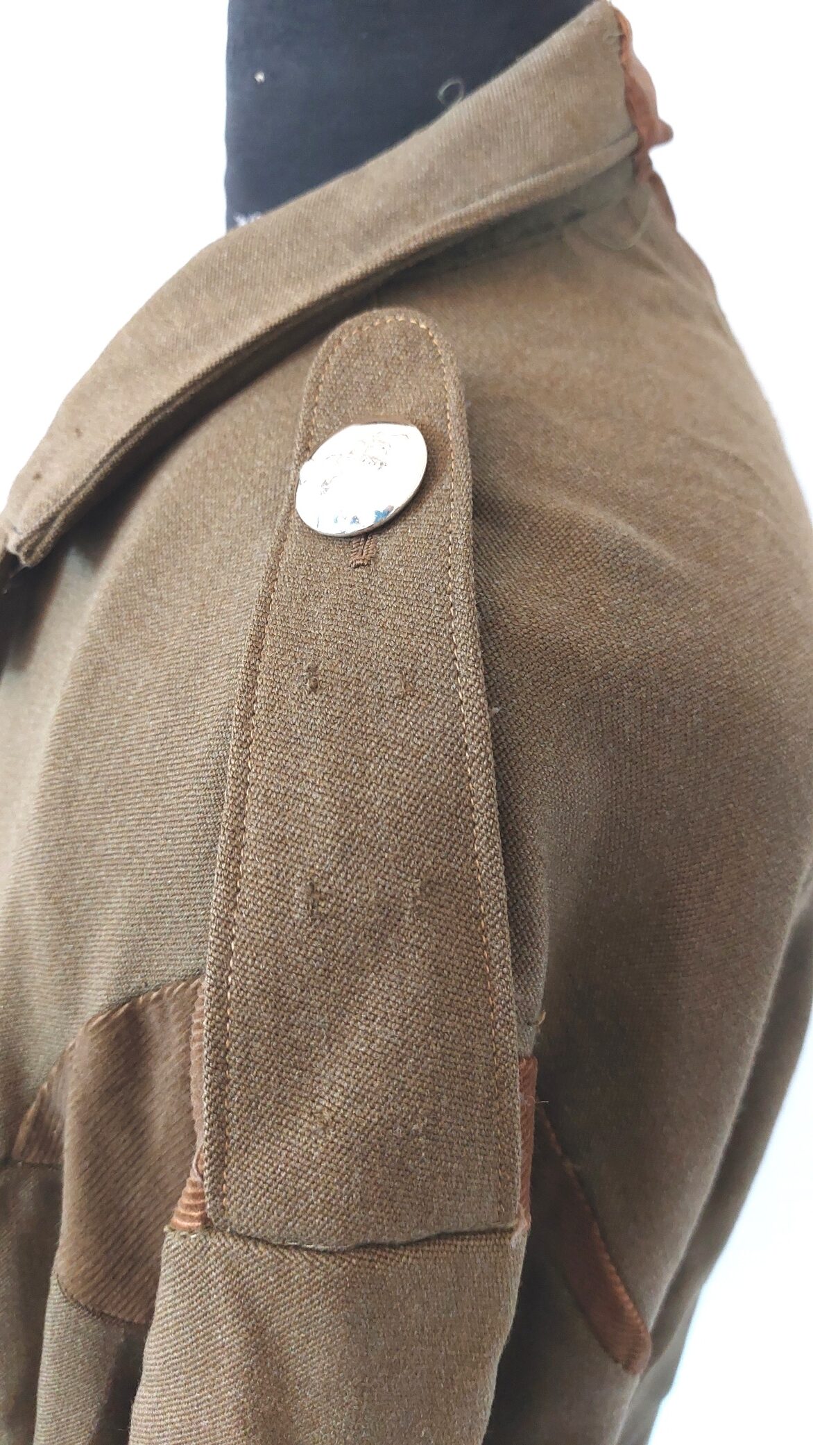 British, Dated 1961, Royal Army Educational Corps Officer’s Service Dress Tunic by Gieves London, Named to 2nd Lt. K. C. Benner - Image 19