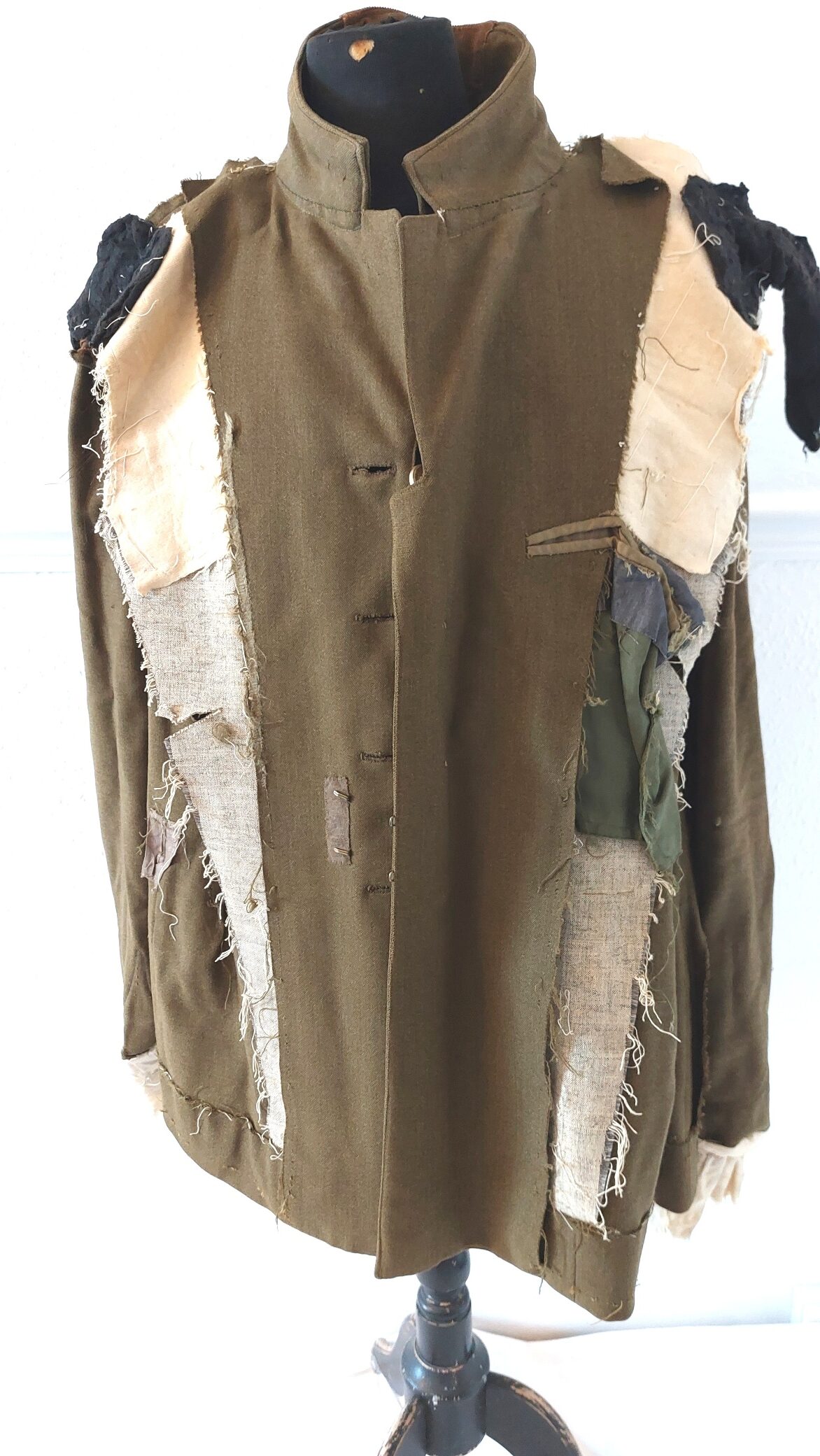 British, Dated 1961, Royal Army Educational Corps Officer’s Service Dress Tunic by Gieves London, Named to 2nd Lt. K. C. Benner - Image 23