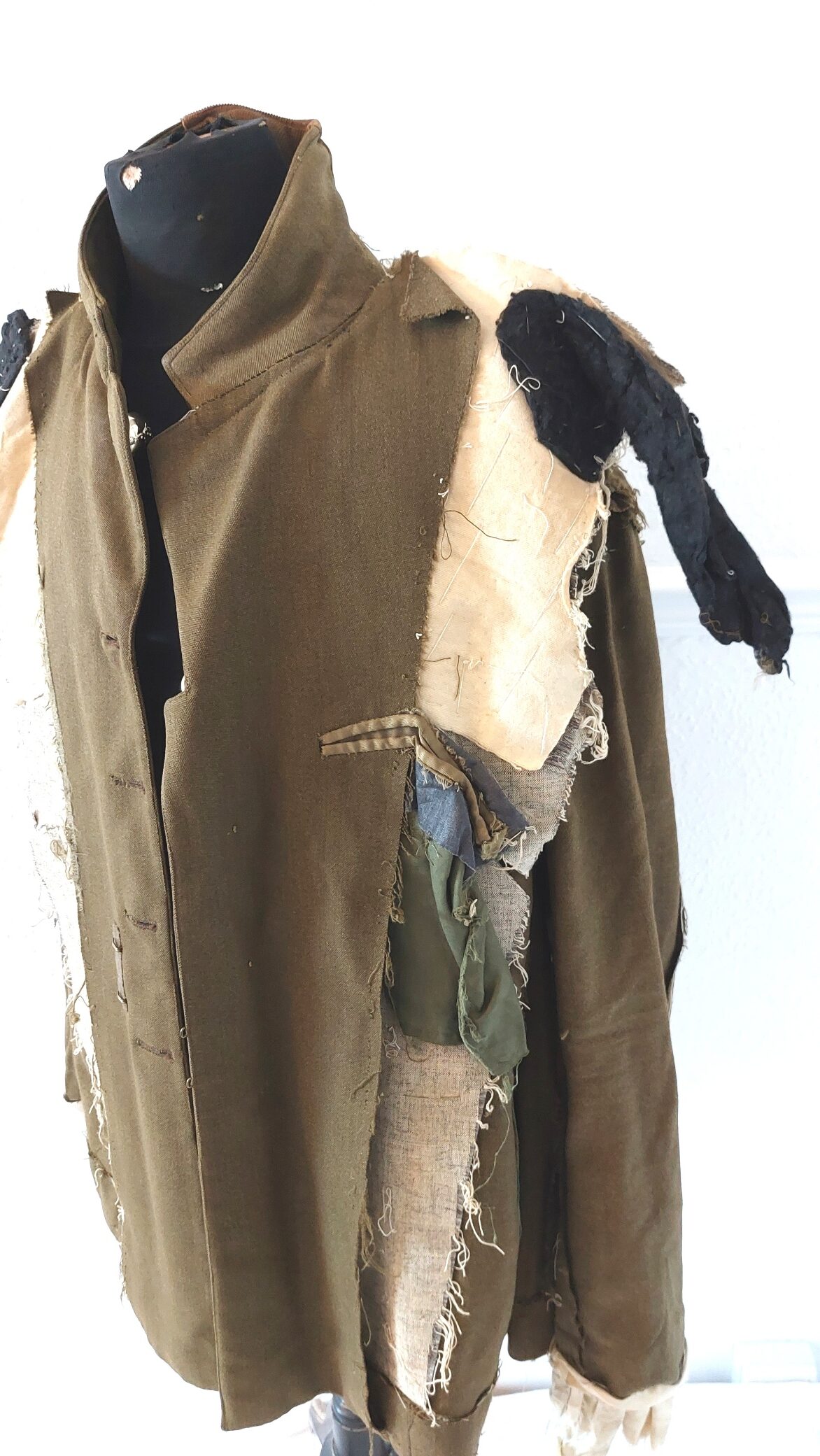 British, Dated 1961, Royal Army Educational Corps Officer’s Service Dress Tunic by Gieves London, Named to 2nd Lt. K. C. Benner - Image 26