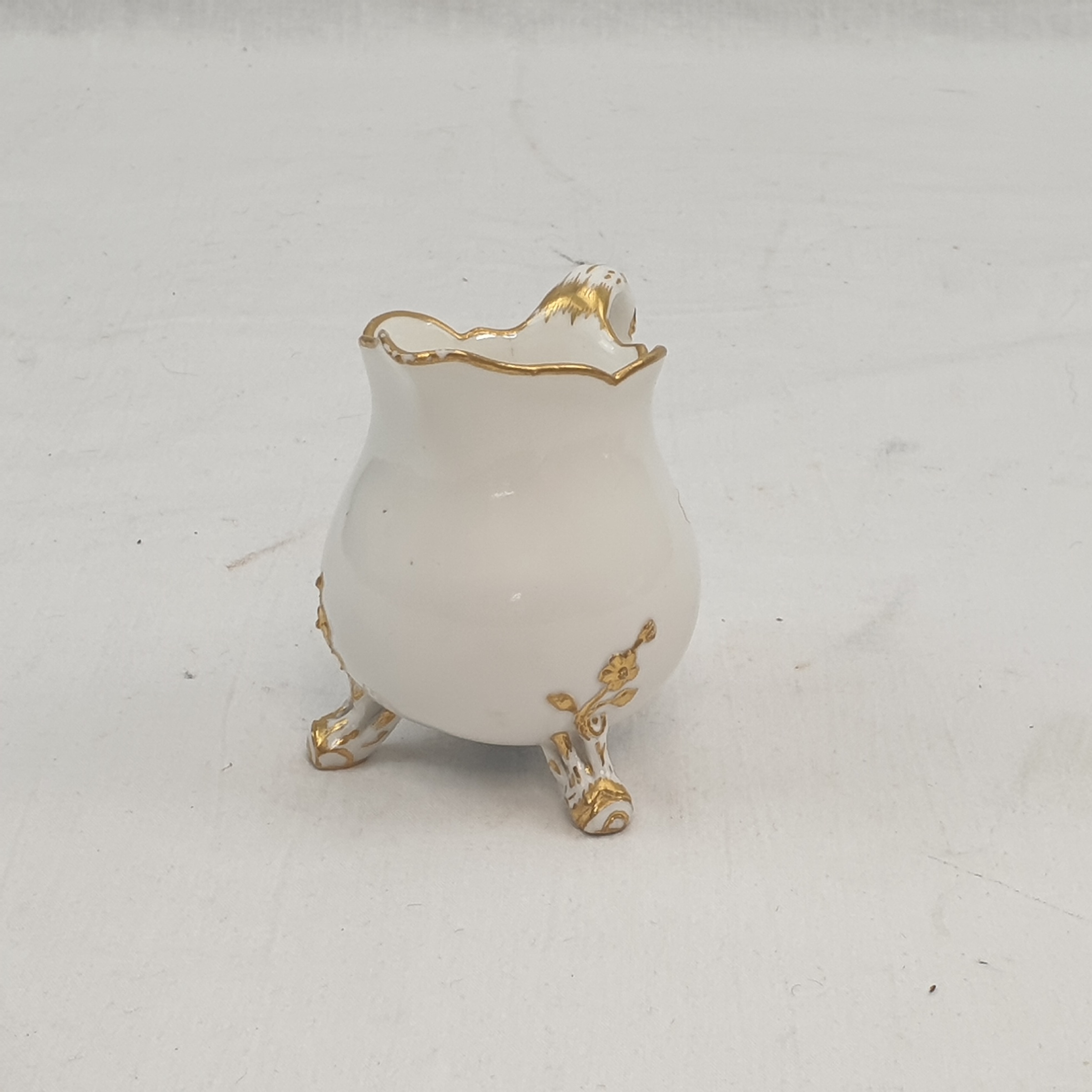 Circa 1778 Sevres Hard Paste Porcelain White And Gilt Cream Jug - Image 3
