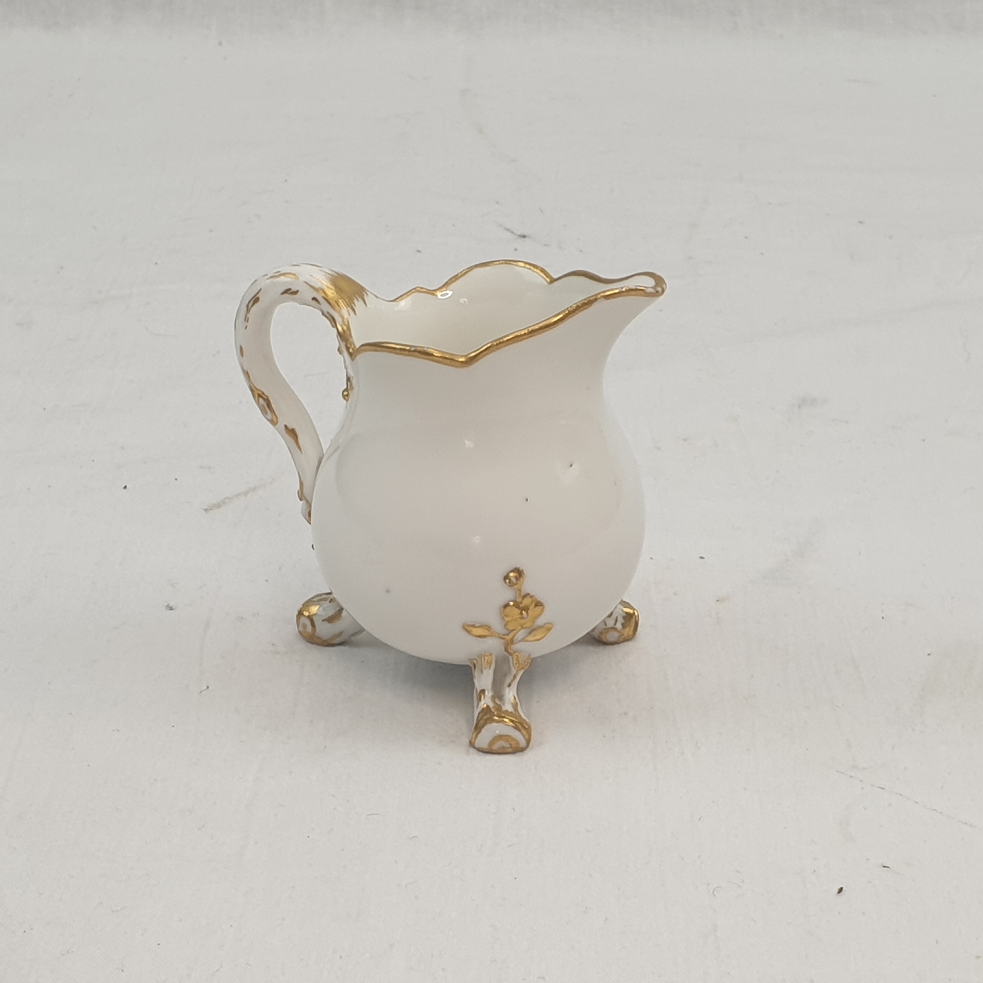 Circa 1778 Sevres Hard Paste Porcelain White And Gilt Cream Jug - Image 2
