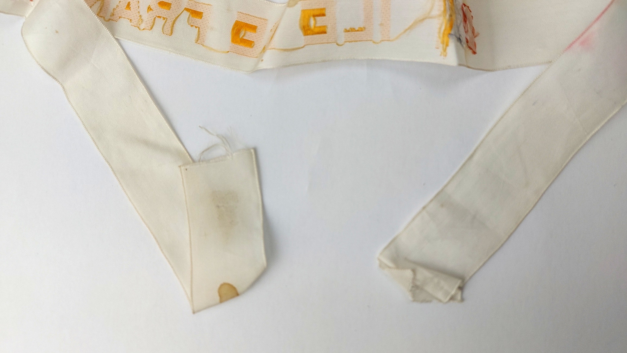 French Line (Compagnie Générale Transatlantique), c.1950s, SS Île de France Ocean Liner Cap Tally / Sailor Hat Ribbon with French Tricolour and CGT House Flag - Image 7