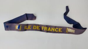 French, Mid-20th Century, SS Île de France Ocean Liner Cap Tally (Bachi Ribbon), Compagnie Générale Transatlantique – French Line