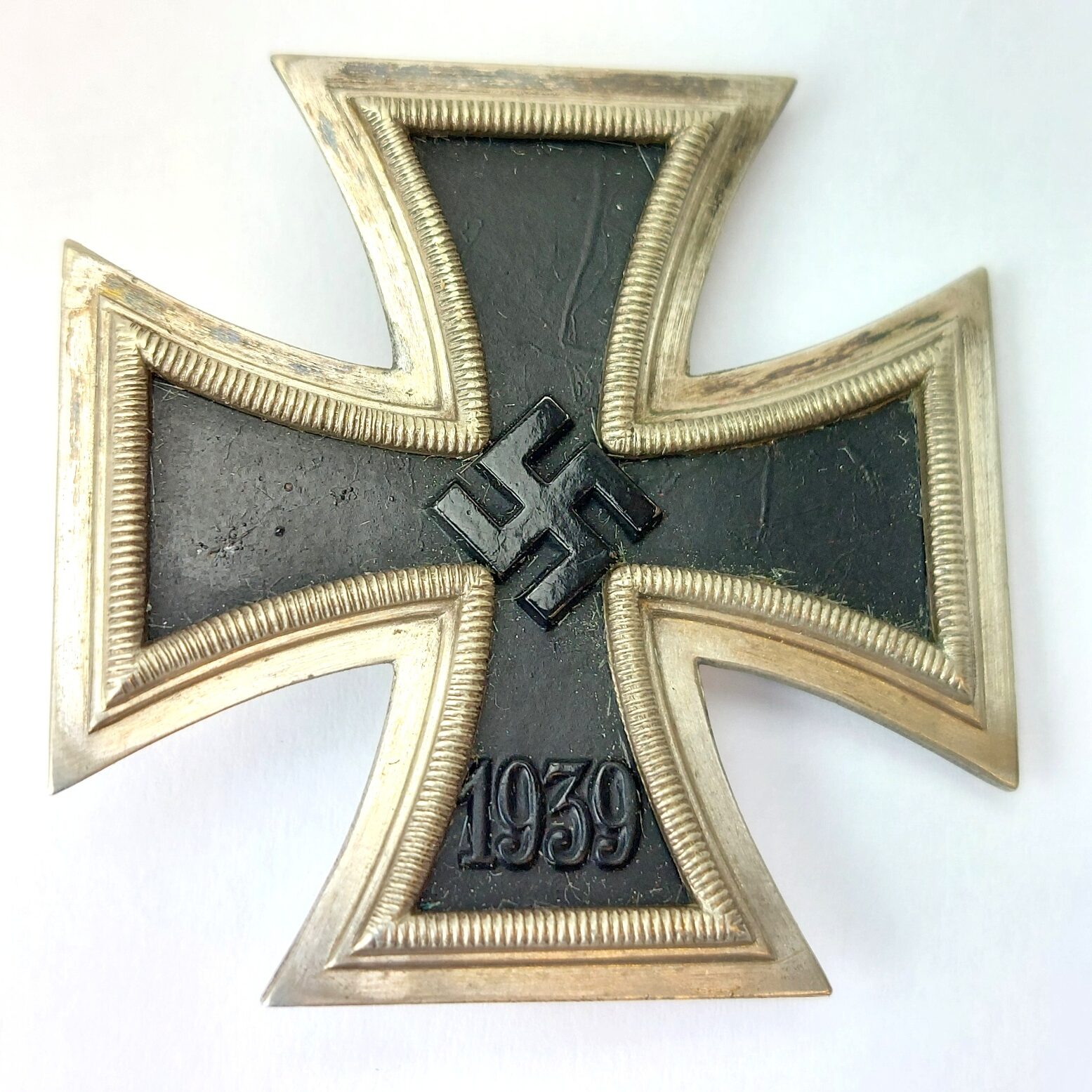 German, WW2, Iron Cross 1st Class 1939 (Eisernes Kreuz 1) with Original Presentation Case - Image 3