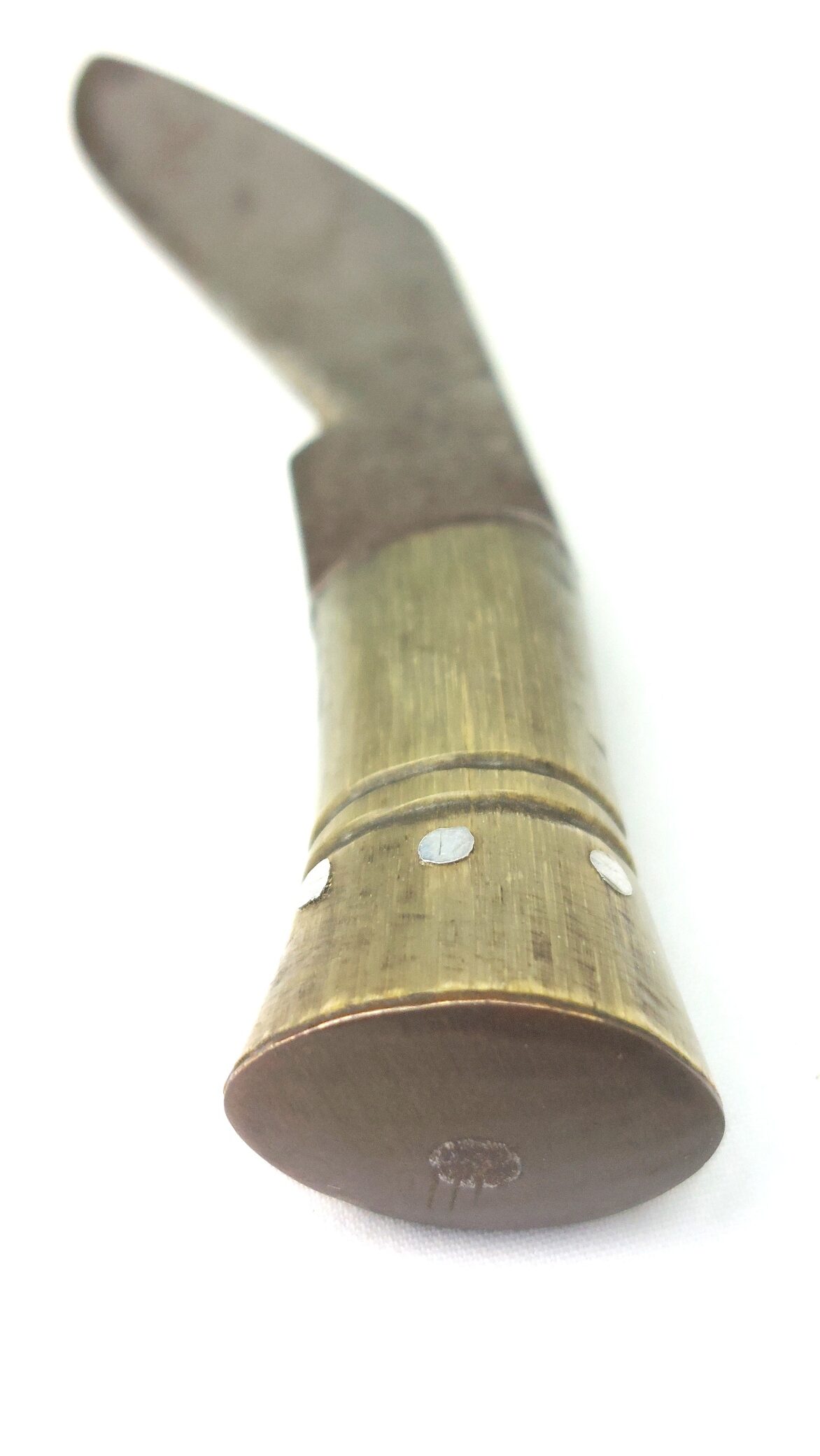 Nepalese, Late Victorian / Early 20th Century Kukri Knife Set, Lion’s Head Pommel, Studded Horn Hilt, with Karda, Chakmak and Leather Covered Scabbard - Image 21