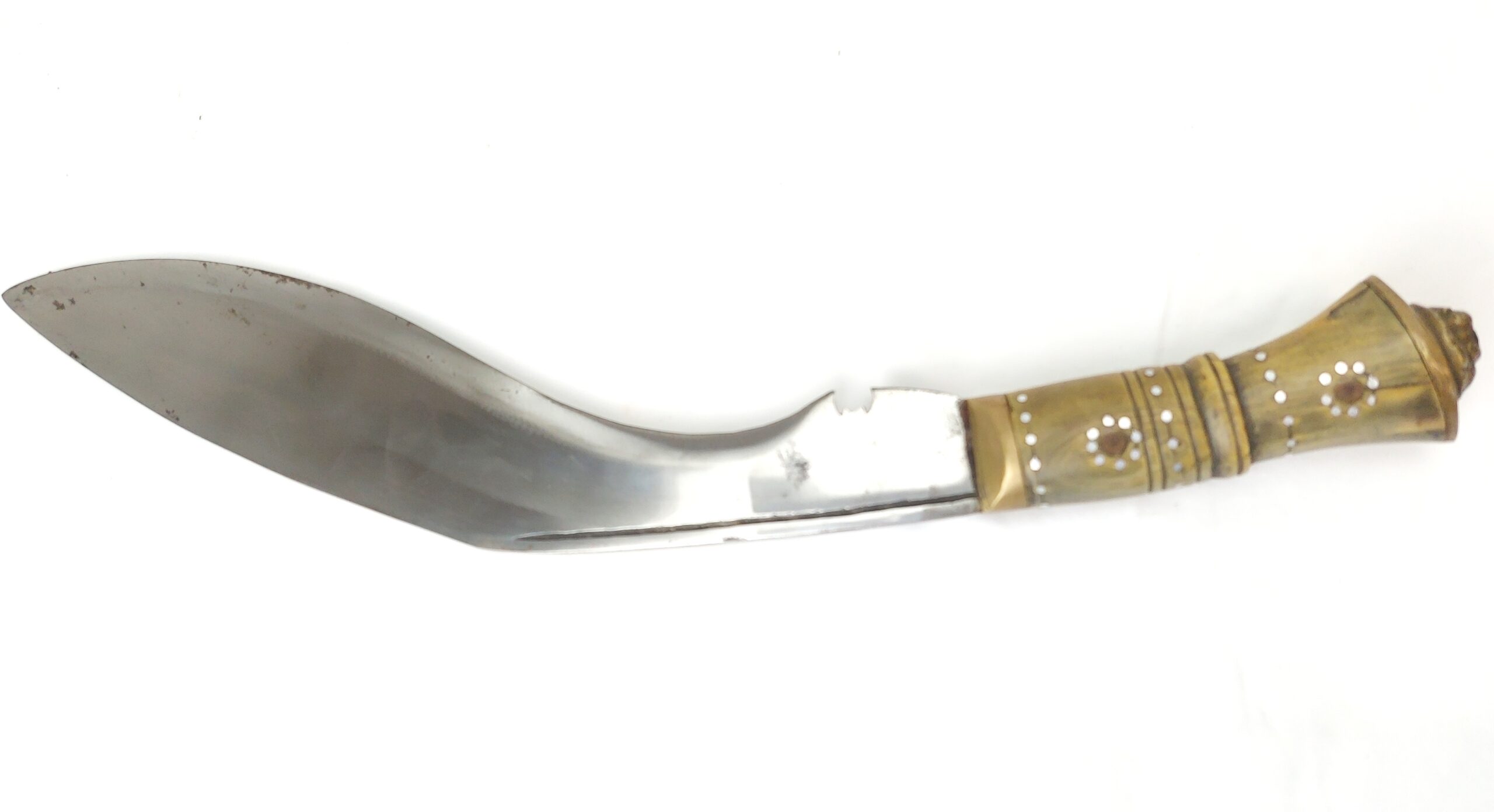 Nepalese, Late Victorian / Early 20th Century Kukri Knife Set, Lion’s Head Pommel, Studded Horn Hilt, with Karda, Chakmak and Leather Covered Scabbard - Image 8