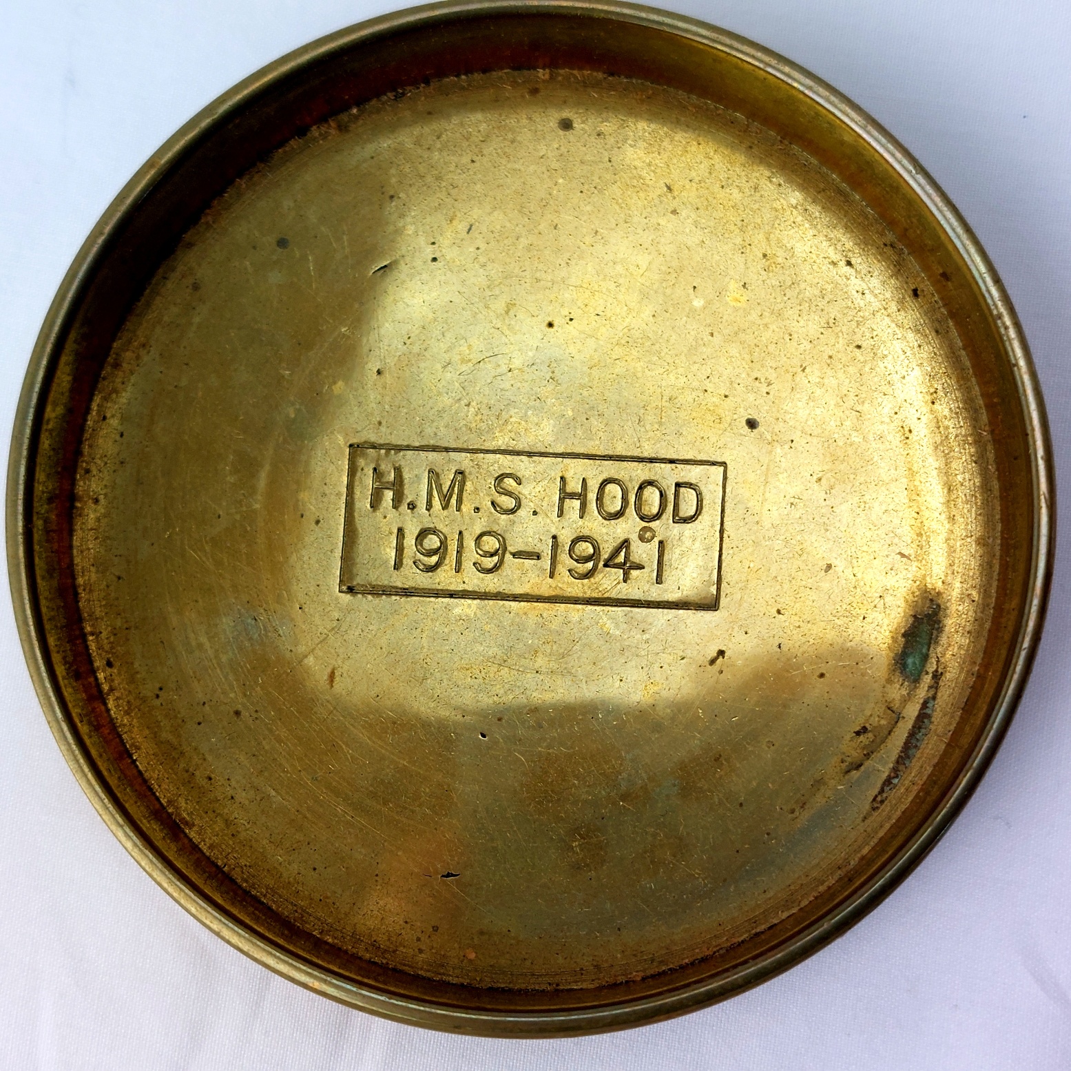 Rare, British Naval Heritage, c. 1920-41, HMS Hood Collection: Pair of Bandmaster Music Stand Finials, Commemorative Brass Ashtray & 1920s Visitor's Guide (3) - Image 12