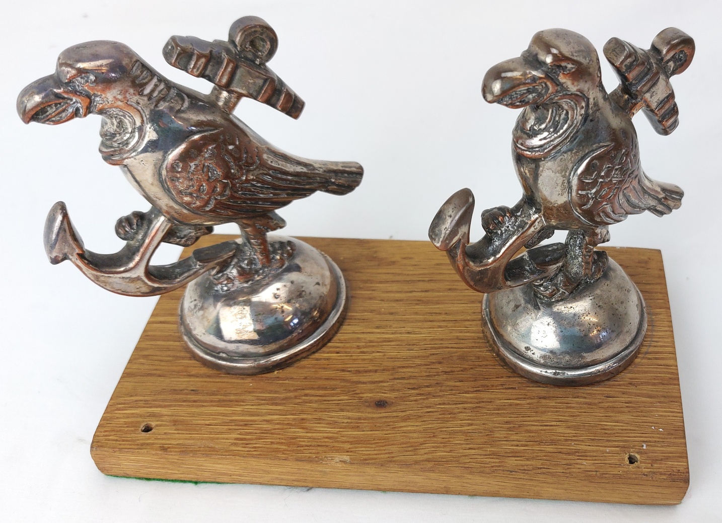 Rare, British Naval Heritage, c. 1920-41, HMS Hood Collection: Pair of Bandmaster Music Stand Finials, Commemorative Brass Ashtray & 1920s Visitor's Guide (3) - Image 2
