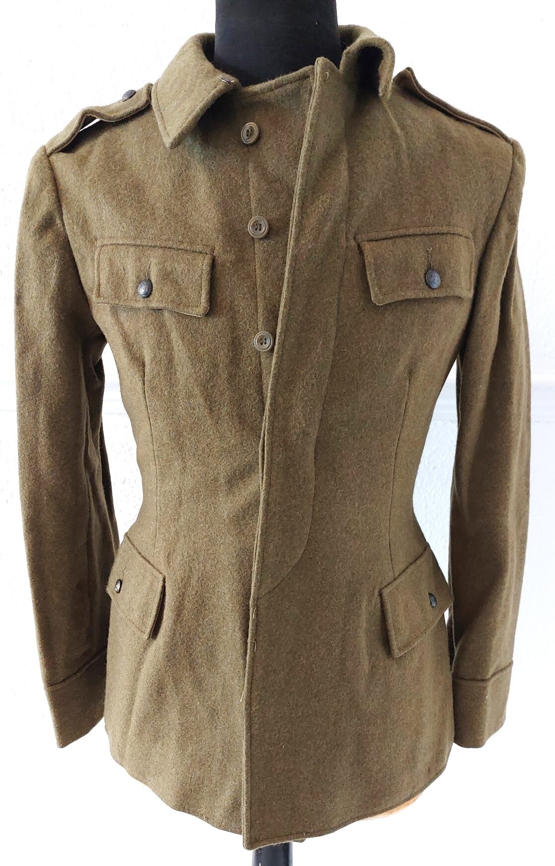 Romanian, 1976, Romanian People’s Army Wool Service Tunic, Râmnicu Sărat Factory Label, Socialist State Emblem Buttons, Size 42 (Small)