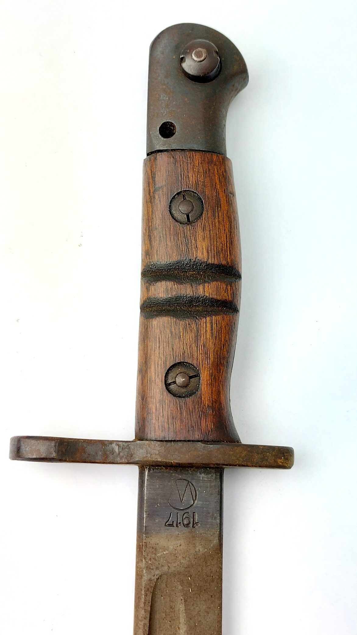 US, WW1 - Dated 1917, Winchester Model 1917 Bayonet with 1st Pattern Maxim Scabbard and WW2 British P39 Emergency Frog - Image 6