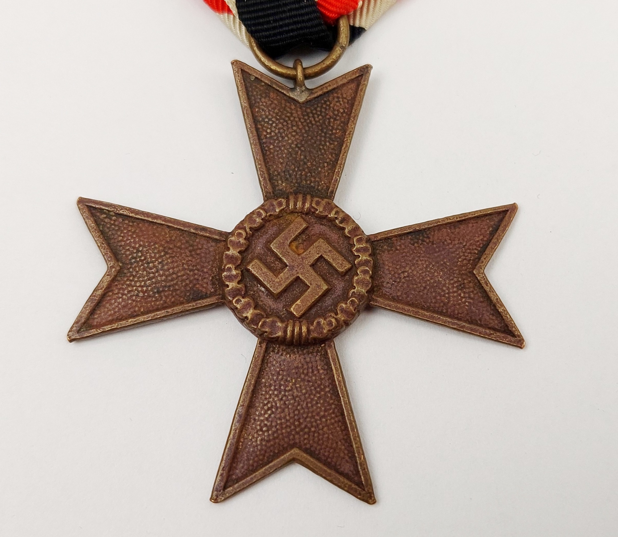 WW2 German Non Combatant Honour Cross Medal - Image 3