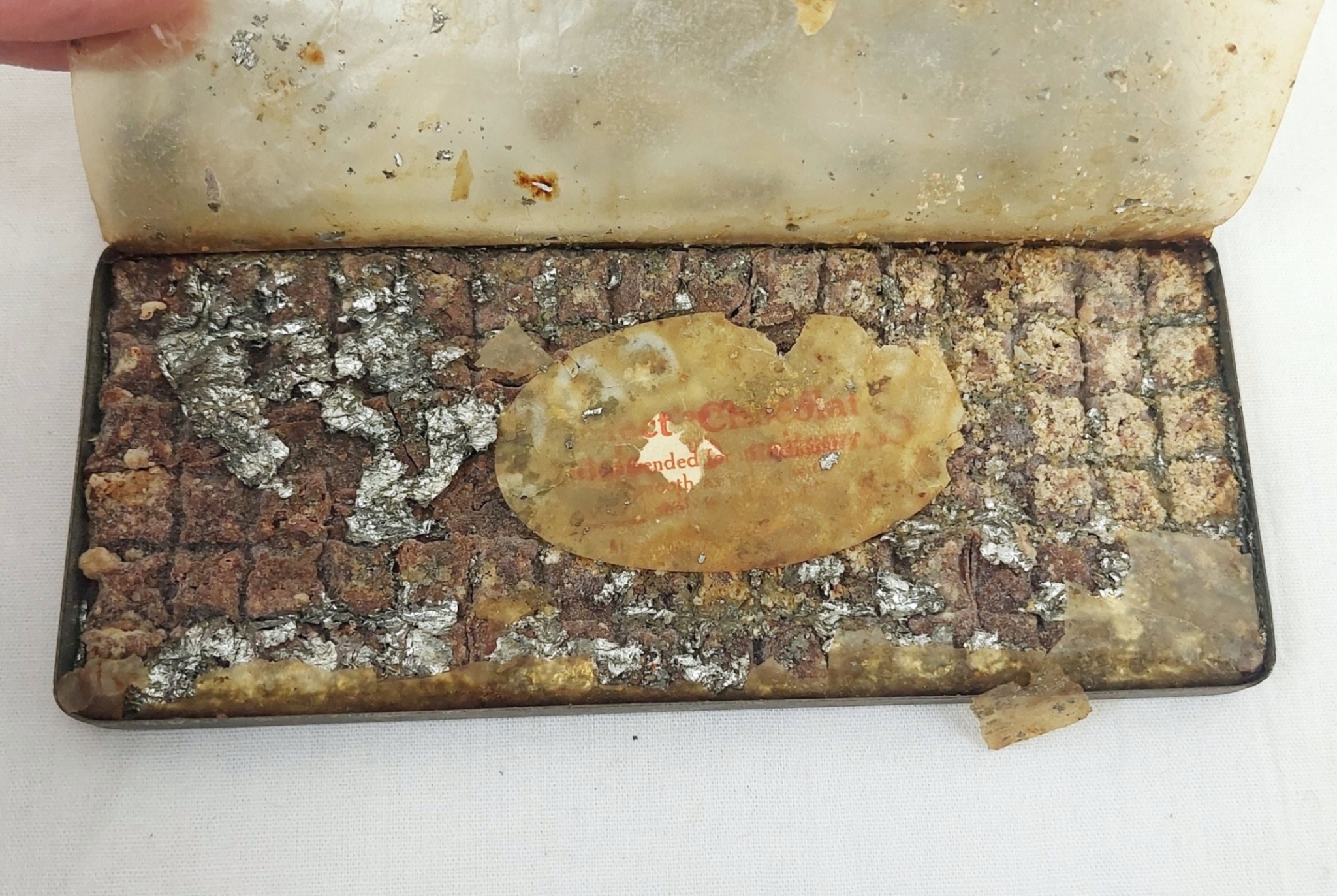 1902 Coronation Rowntrees Chocolate Tin With Original Contents - Image 4