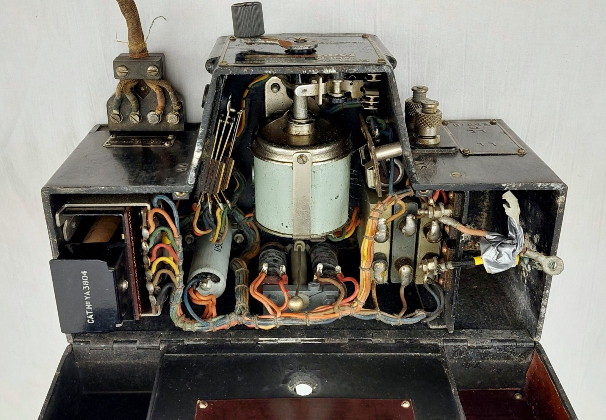 1936 Dated British Military Telephone Set Mk 17 By Telephone MFG. CO. - Image 3