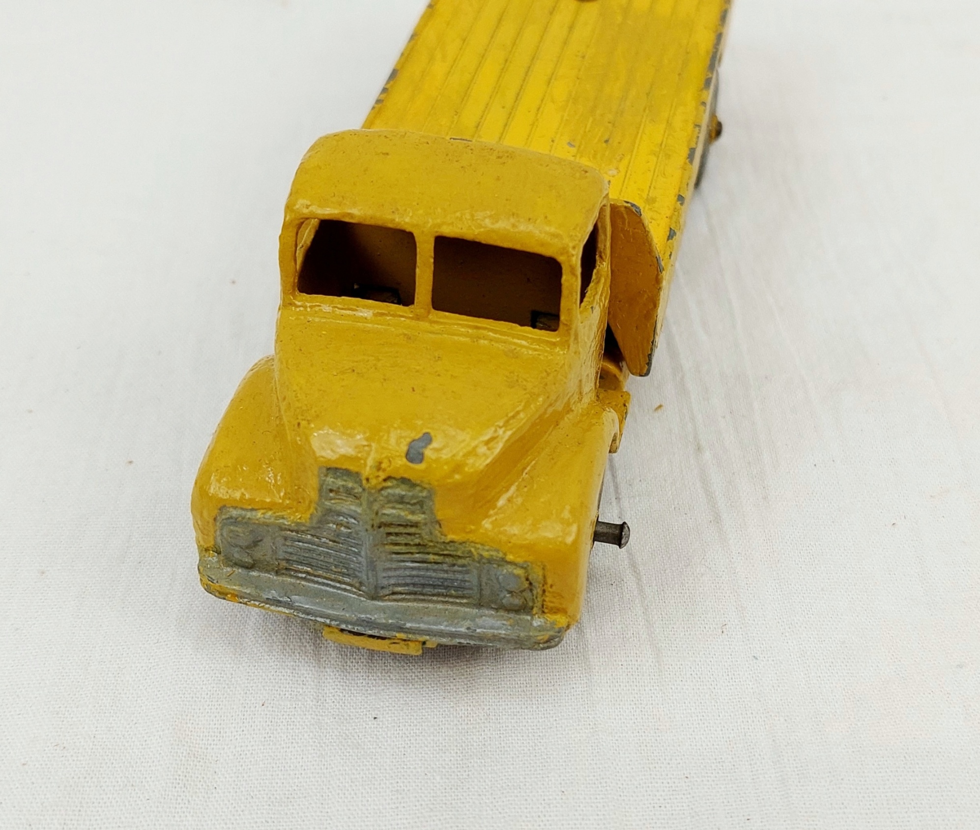 1950s Dinky Supertoys 533 Leyland Comet Flatbed Truck - Image 2