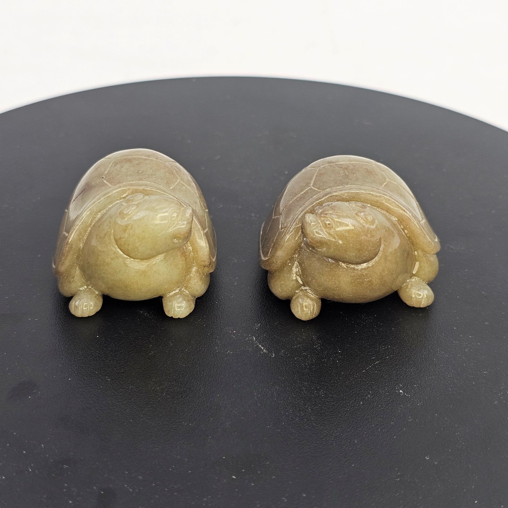 Chinese Qing Dynasty Nephrite Jade Pair of Tortoises