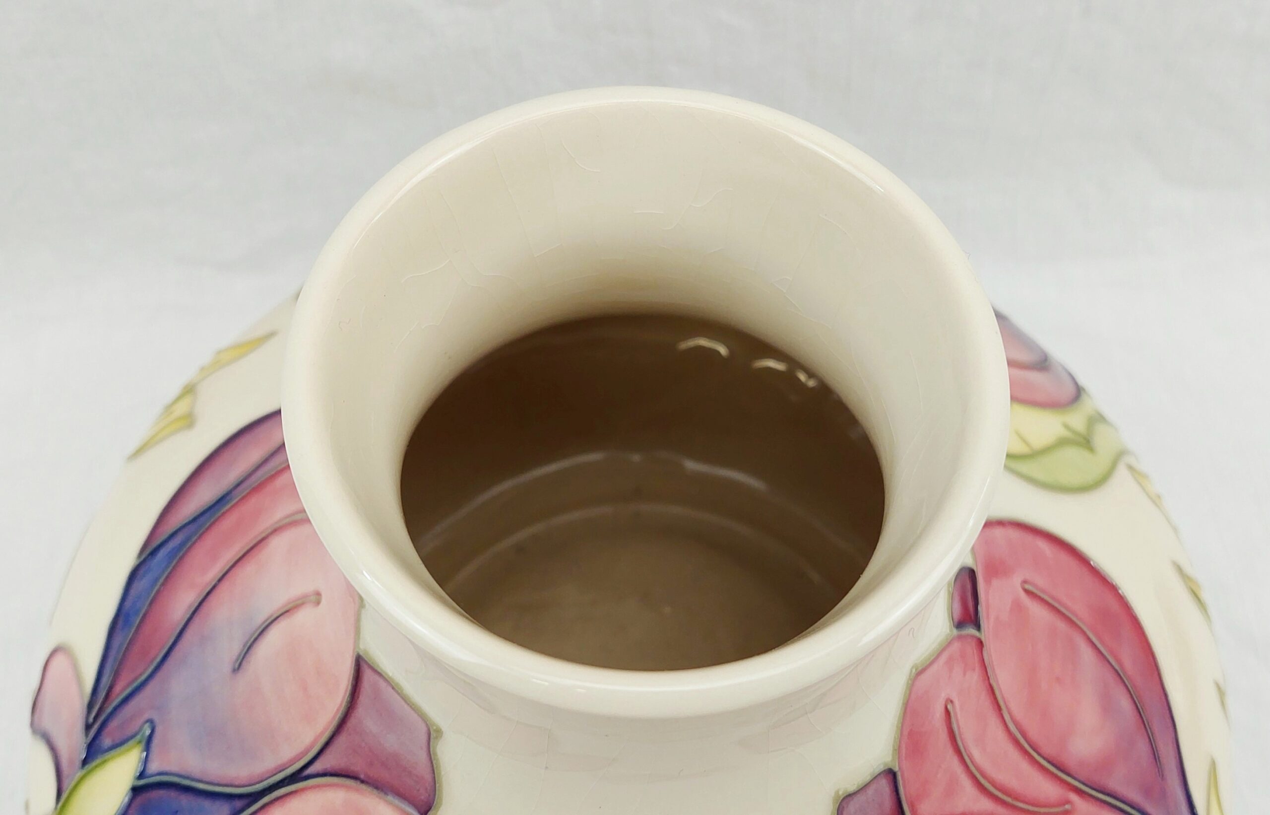Boxed Large Moorcroft Onion Shaped Magnolia Pattern Vase - Image 7