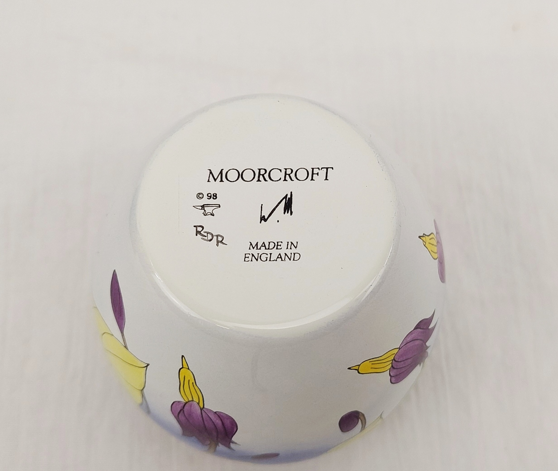 Boxed Moorcroft Bittersweet Pattern Enamel Vase - Image 7