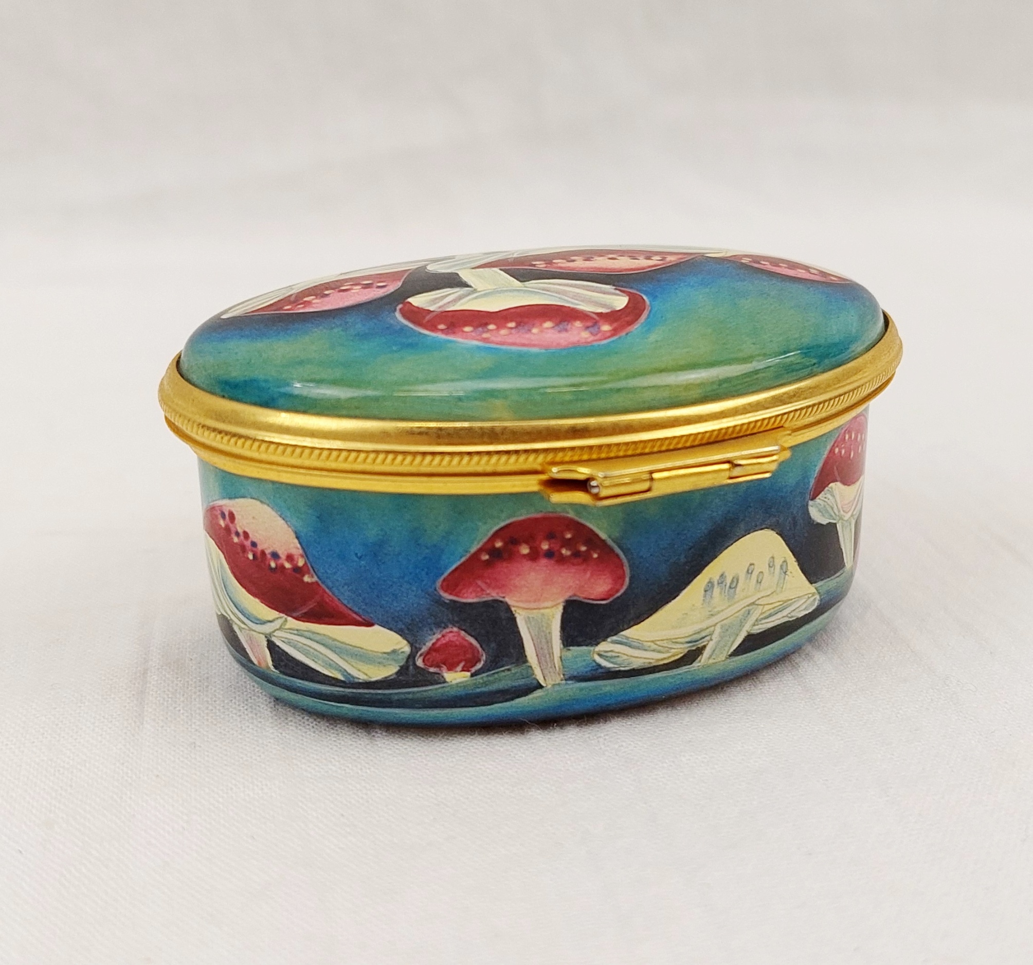 Boxed Moorcroft Claremont Mushroom Pattern Enamel Trinket Box - Image 4