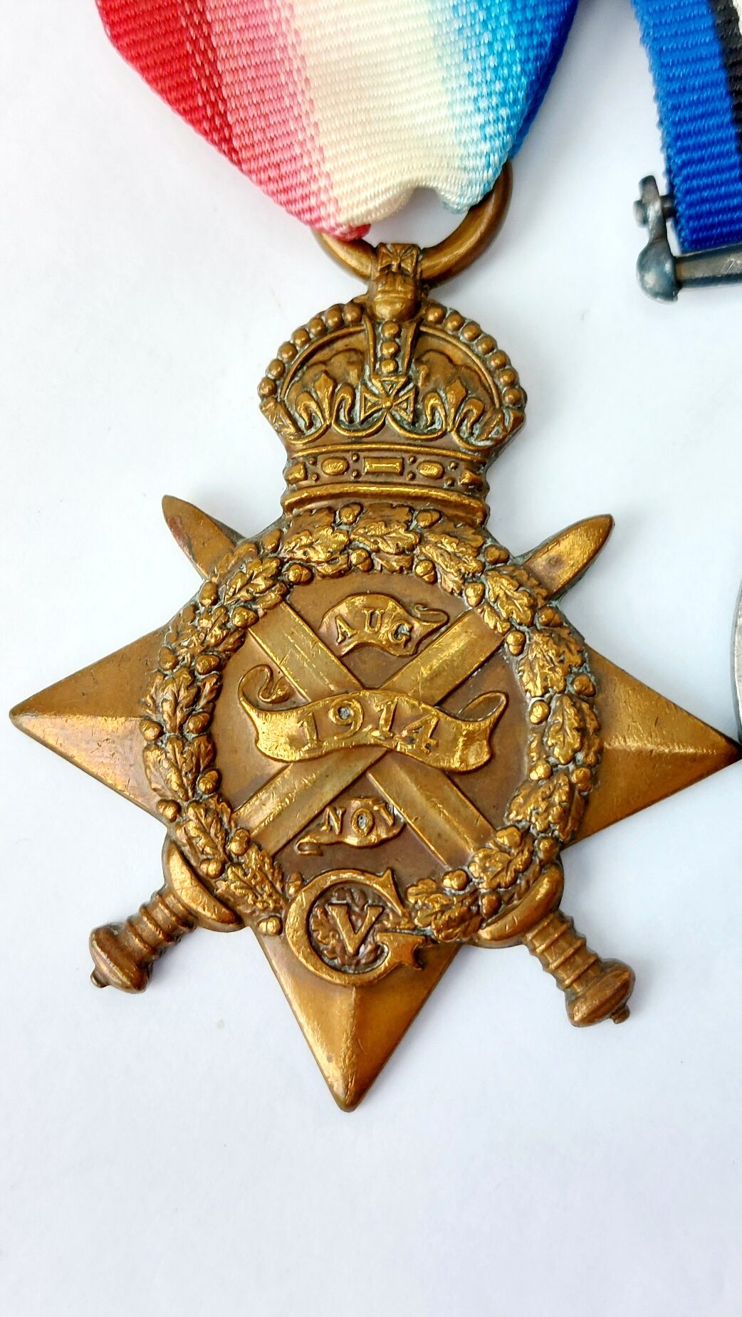 British, WW1, Medal Trio - 1914 Star with 5th Aug–22nd Nov Clasp & Rosette, Named to 26428 Gunner George Gray, Royal Garrison Artillery – Old Contemptible, India Service & Qualified Artillery Saddler - Image 4