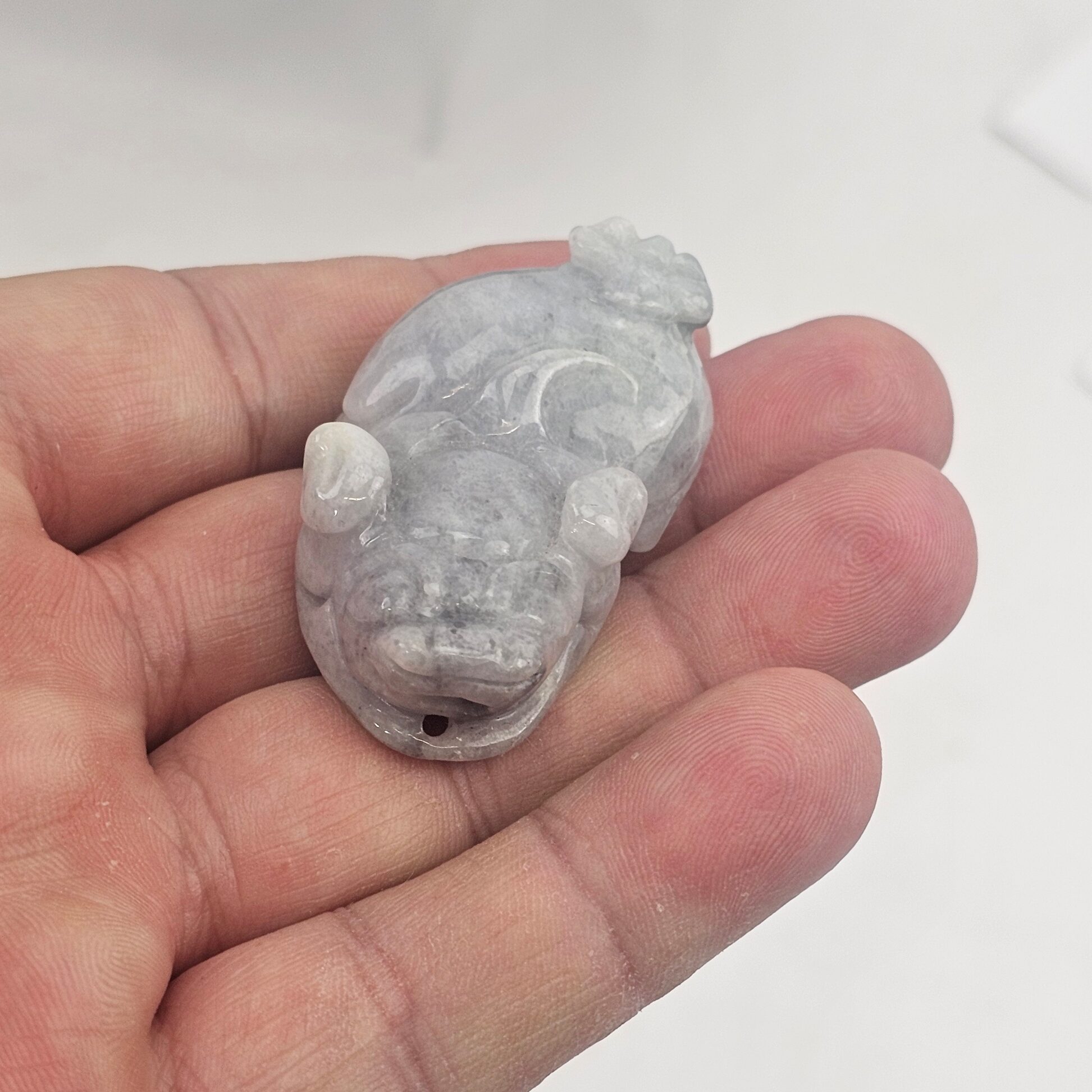 Chinese Qing Dynasty Carved Jadeite Foo Dog Pendant Amulet, 19th Century - Image 8