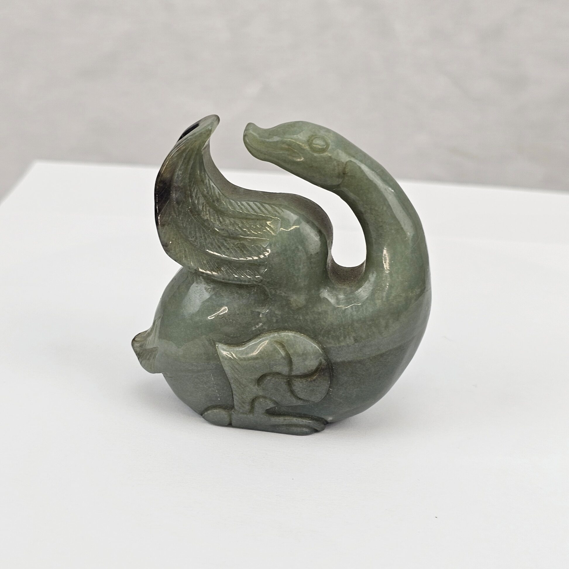 Chinese Qing Dynasty Dark Green Nephrite Jade Carving of a Goose and Gosling with Lotus, 18th to 19th Century - Image 3