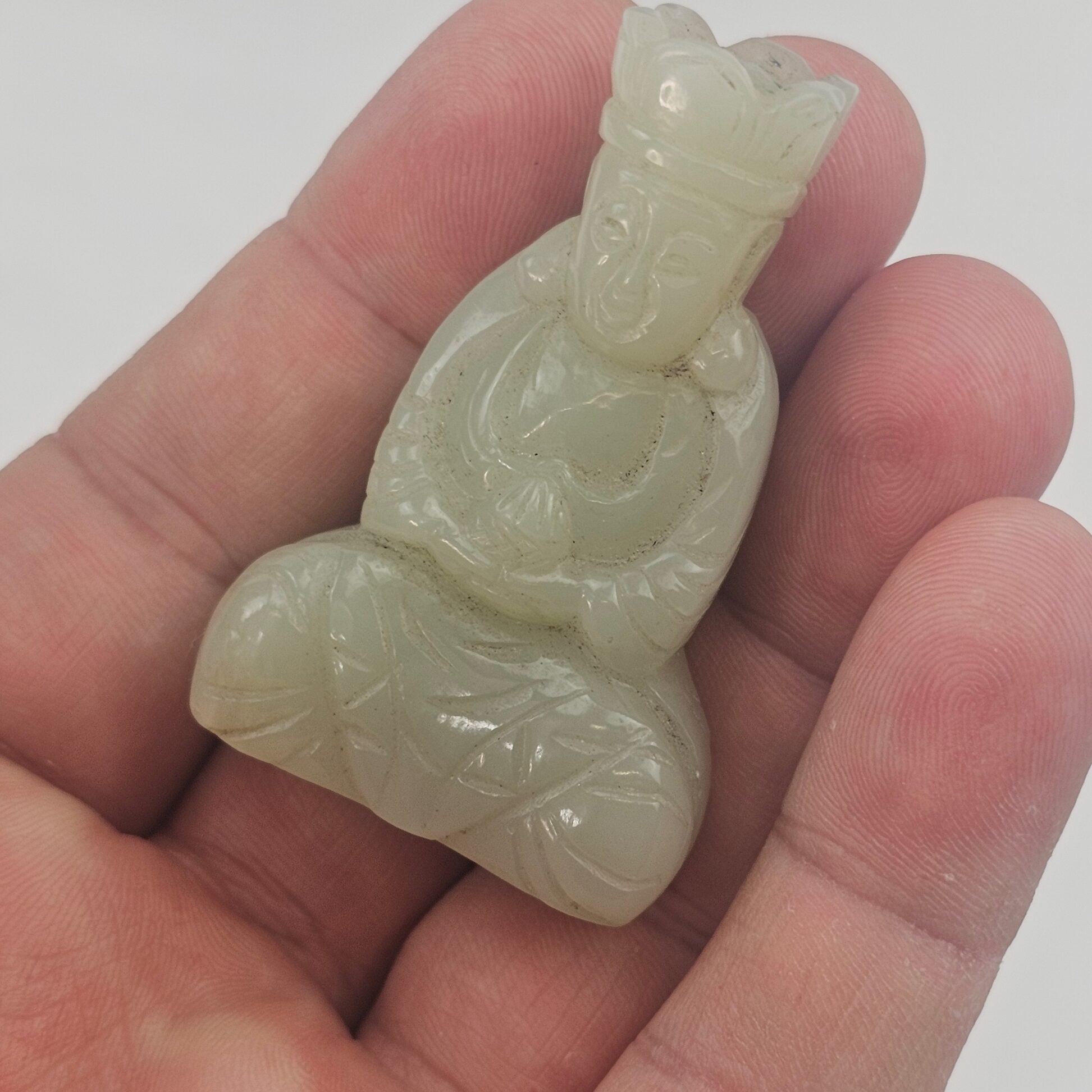 Chinese Qing Dynasty Pale Celadon Nephrite Jade Seated Crowned Deity Figure, 19th Century - Image 9