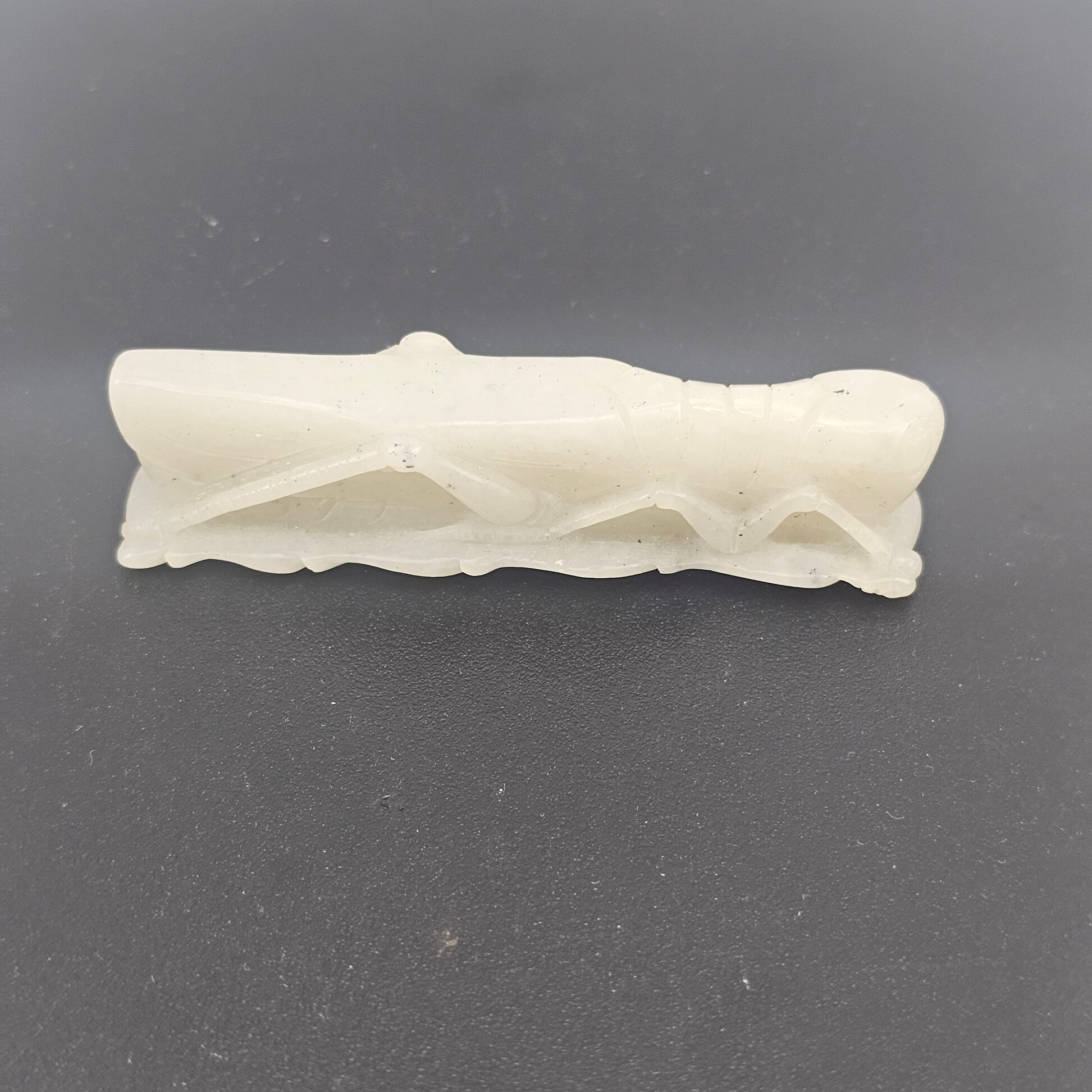 Chinese Qing Period Or Earlier Jade Grasshopper Pendant, 18th–19th Century