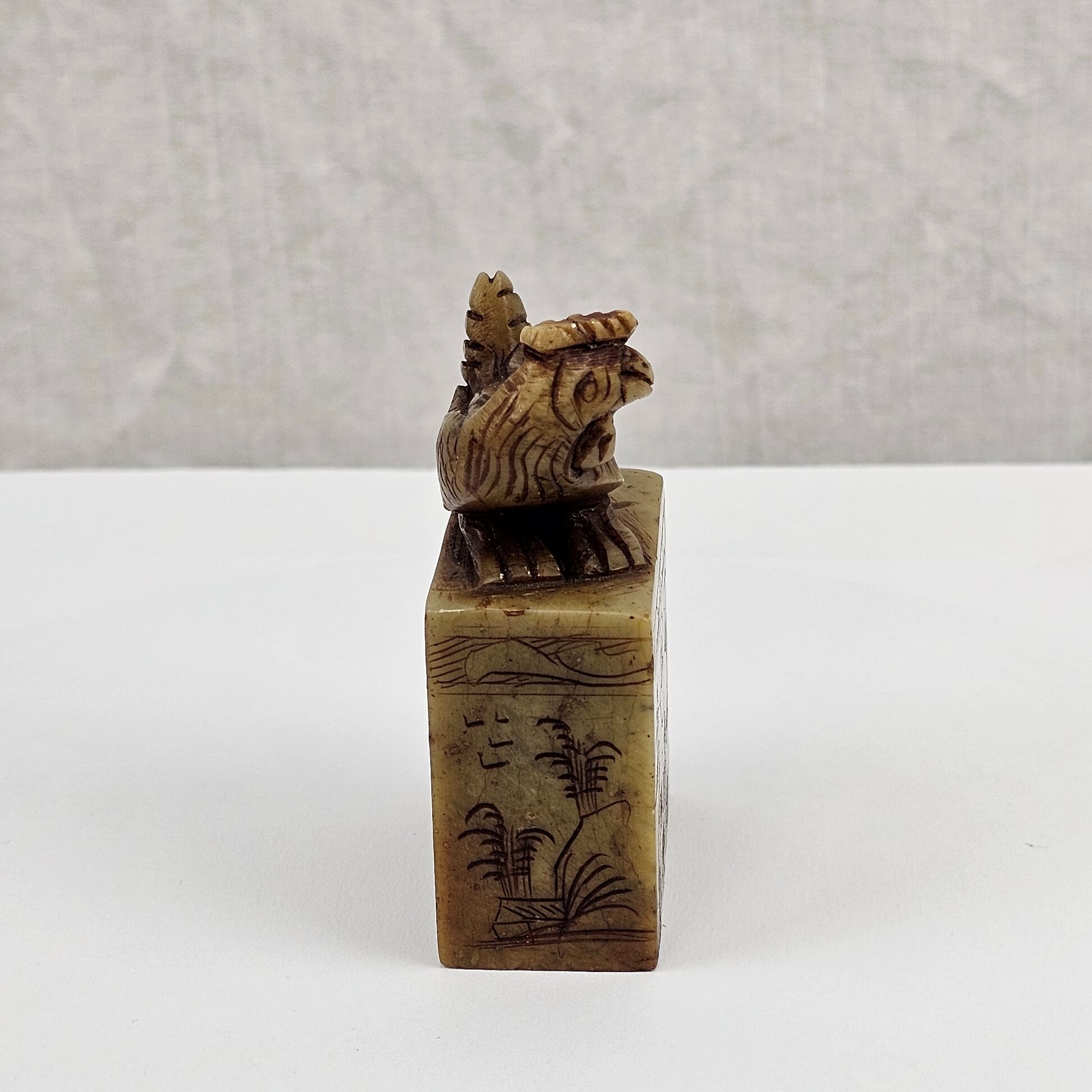 Chinese Steatite Seal Stone, Year of the Rooster Zodiac Theme with Cockerel Finial, Qing Dynasty, 19th–Early 20th Century - Image 4
