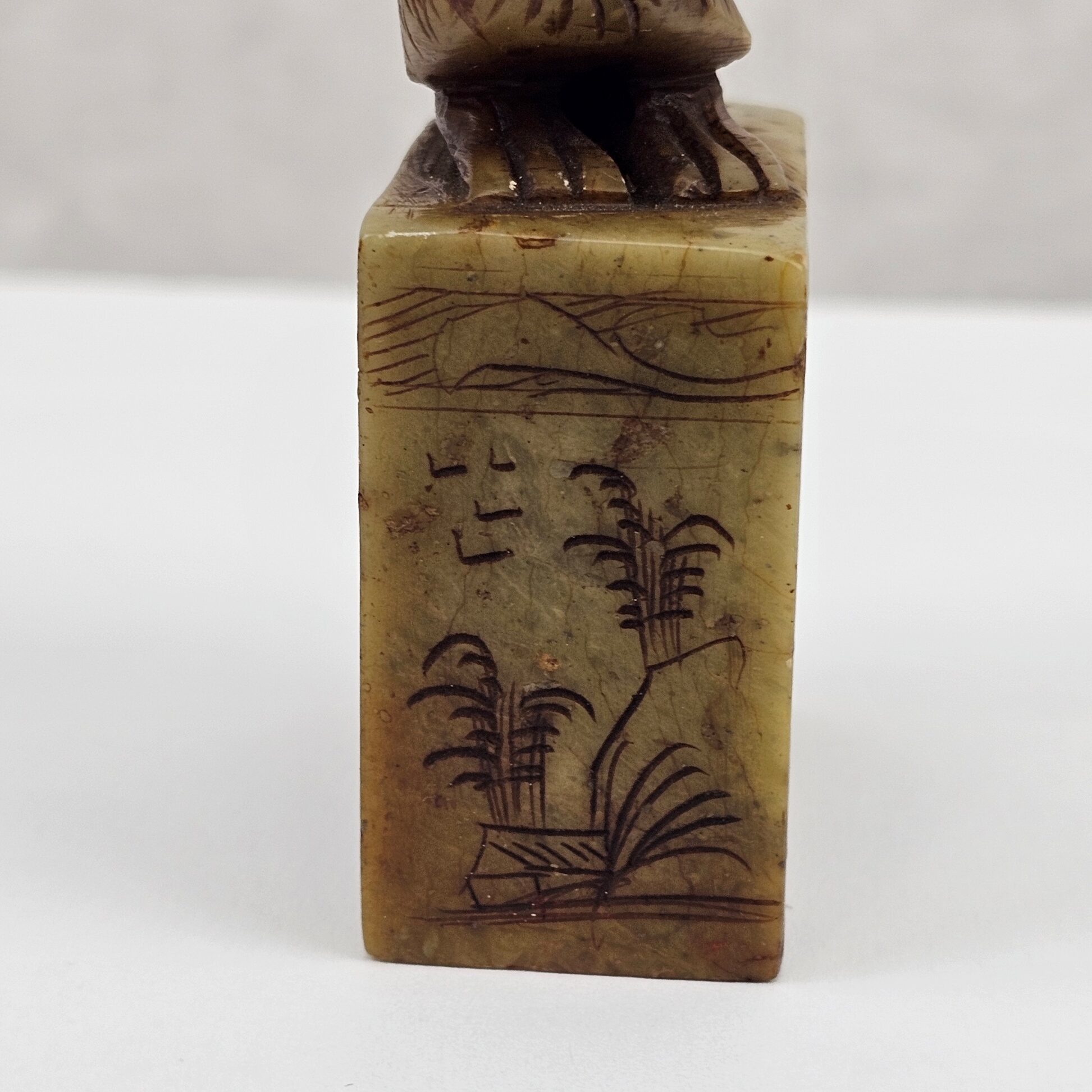Chinese Steatite Seal Stone, Year of the Rooster Zodiac Theme with Cockerel Finial, Qing Dynasty, 19th–Early 20th Century - Image 5
