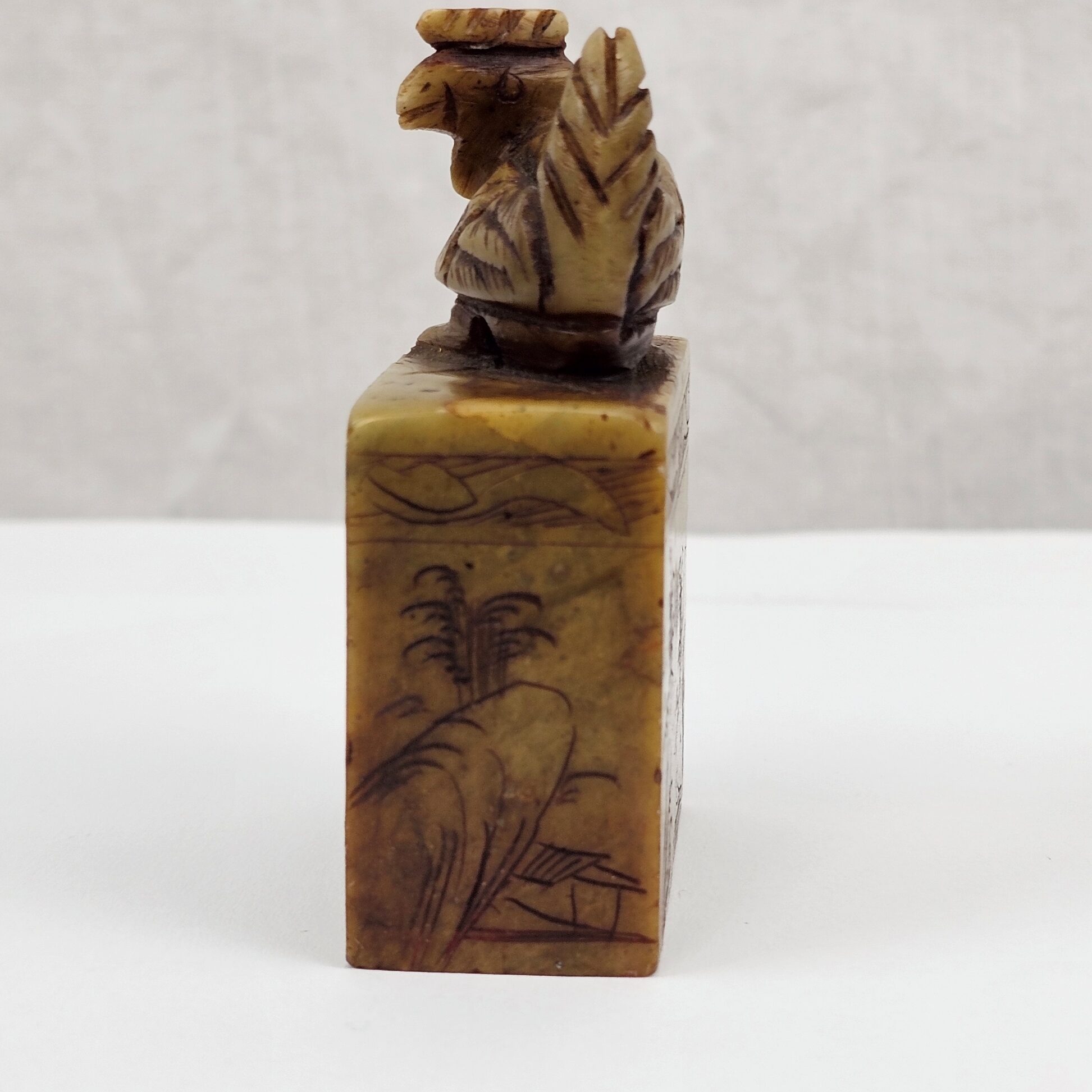 Chinese Steatite Seal Stone, Year of the Rooster Zodiac Theme with Cockerel Finial, Qing Dynasty, 19th–Early 20th Century - Image 7