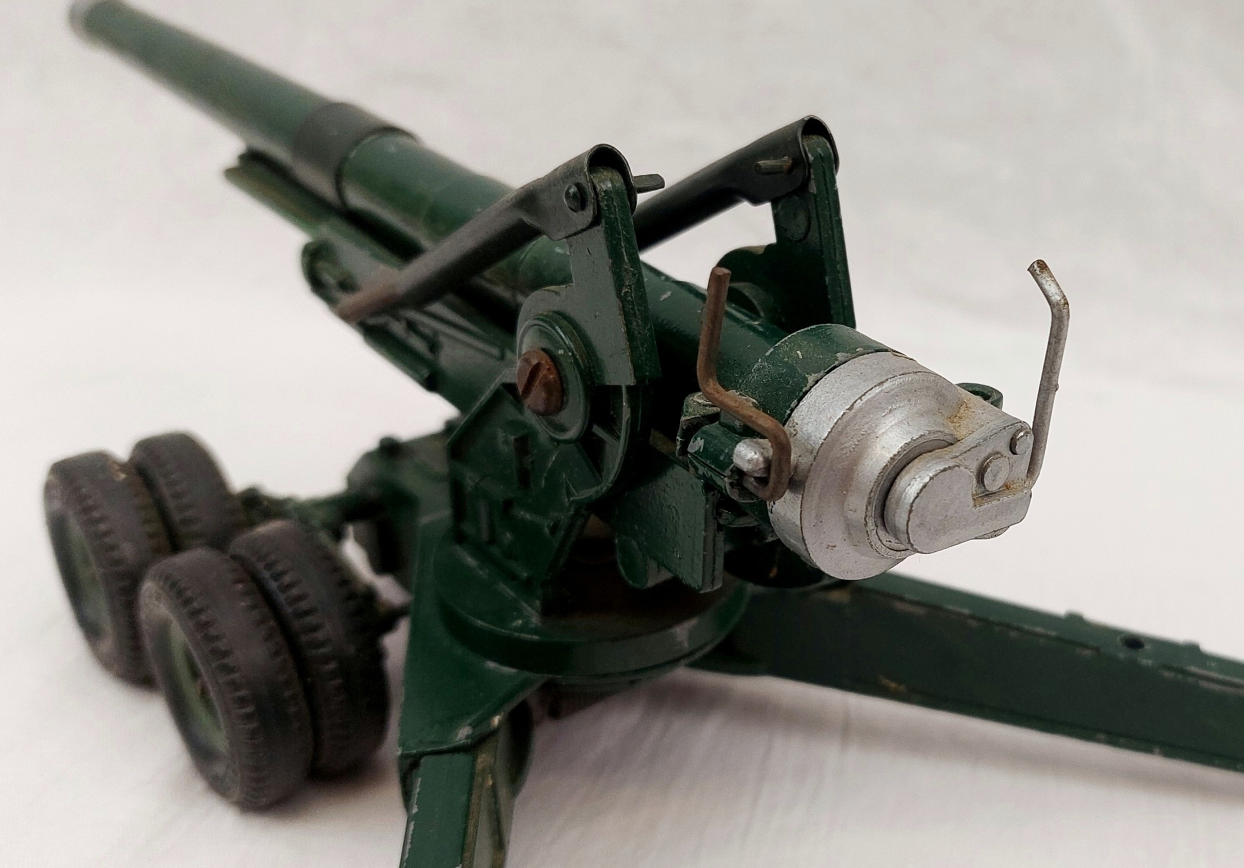 Crescent Toys 105mm Long Tom Artillery Gun - Image 7