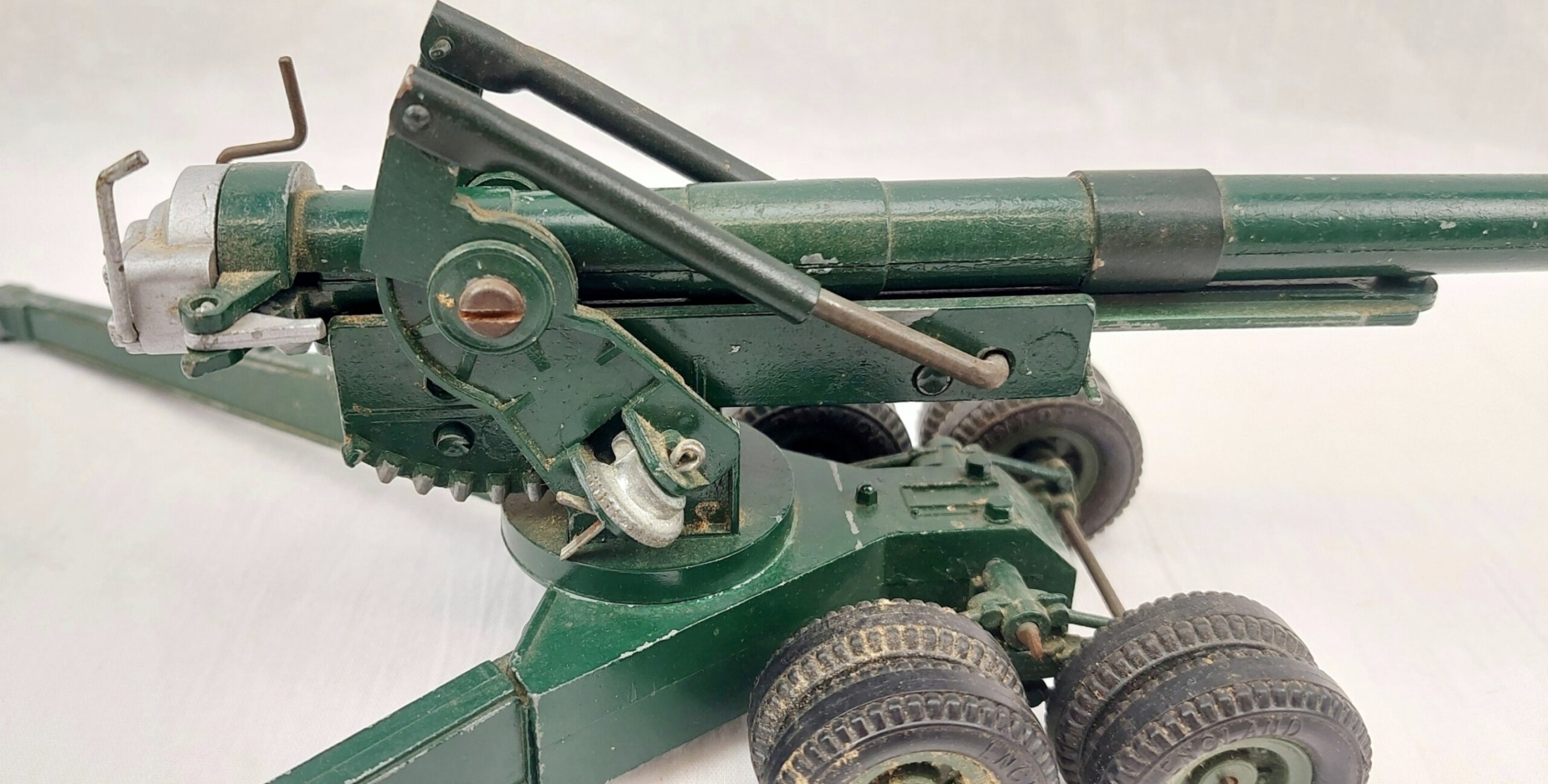 Crescent Toys 105mm Long Tom Artillery Gun - Image 2