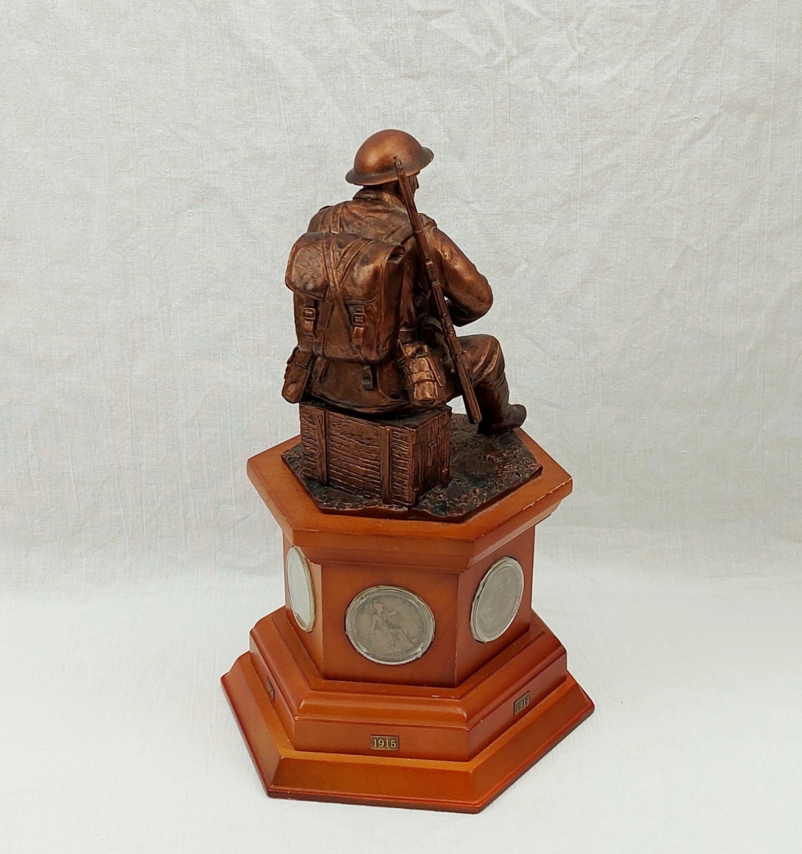 Danebury Mint WW1 Centenary Bronzed Resin Figurine - Image 3