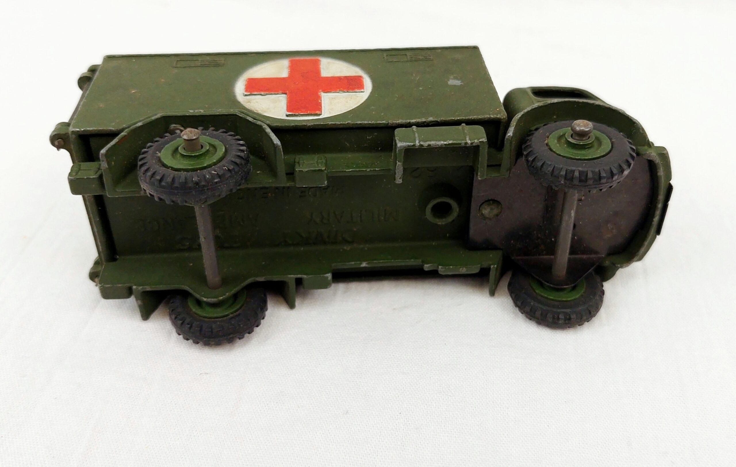 Dinky Toys 626 Military Ambulance - Image 5
