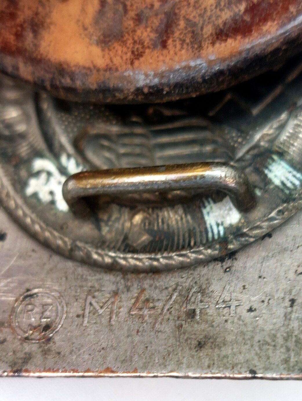 German, WW2 - 1944 Dated, Third Reich Hitler Youth Belt & Buckle with Applied Wehrmacht Officer’s Cap Cockade – RZM M4/44 - Image 7