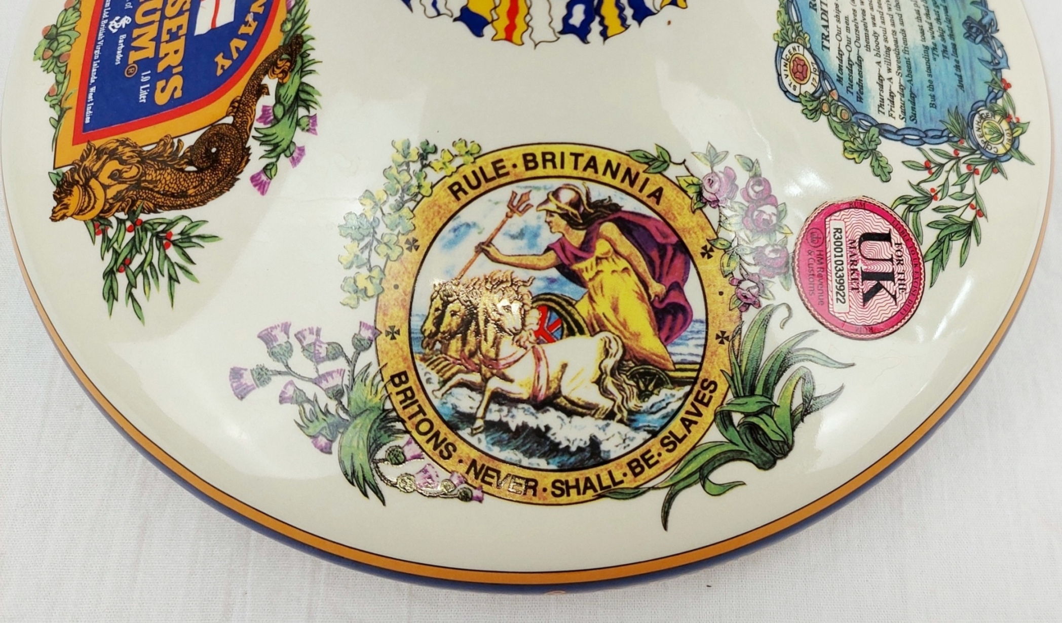 Fully Sealed 1 Litre Porcelain Deacanter of British Navy Pusser’s Rum - Image 4