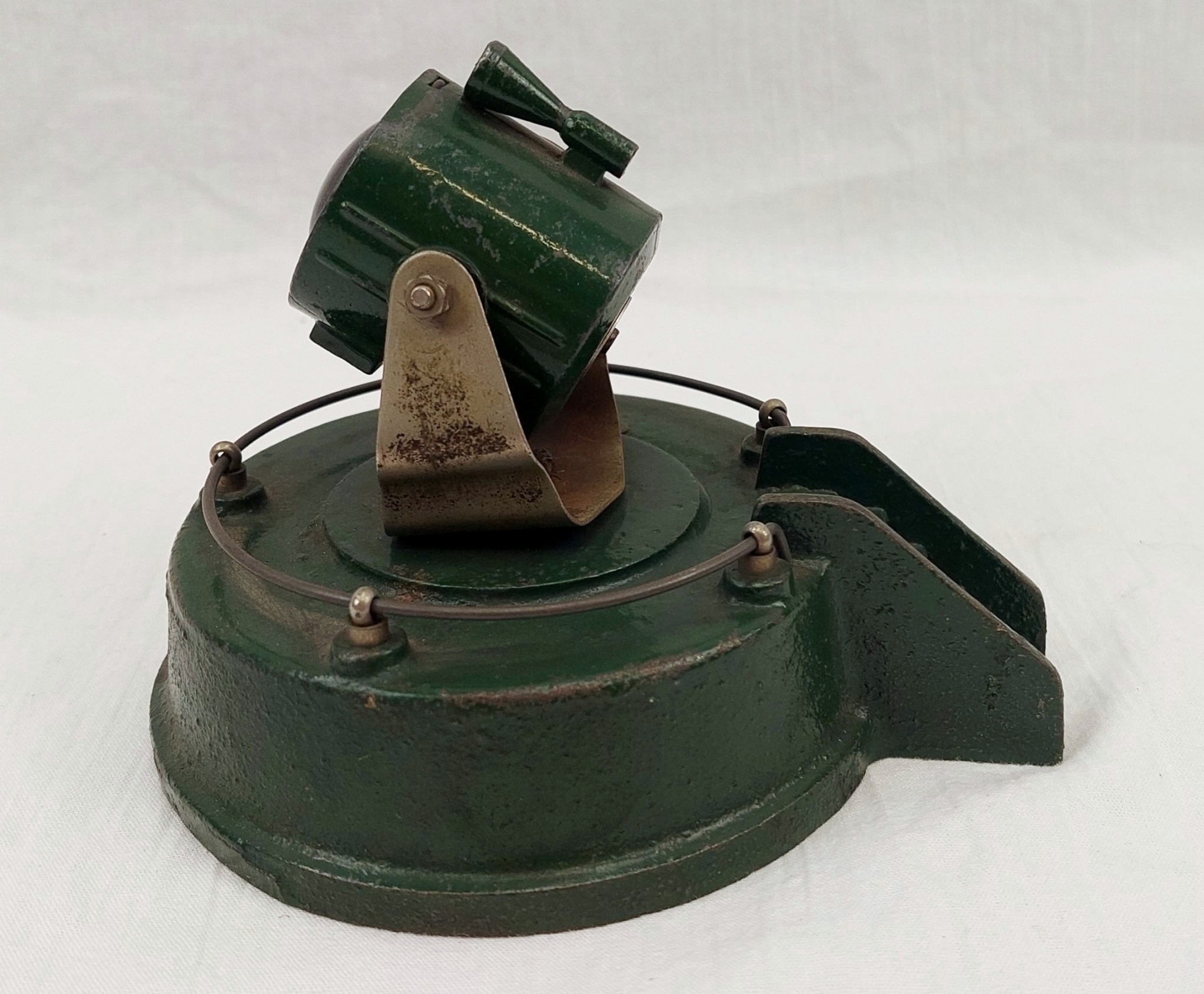 Pre-War Astra Metal Round Based Searchlight - Image 4