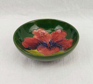 Small Moorcroft Magnolia Pattern Footed Bowl