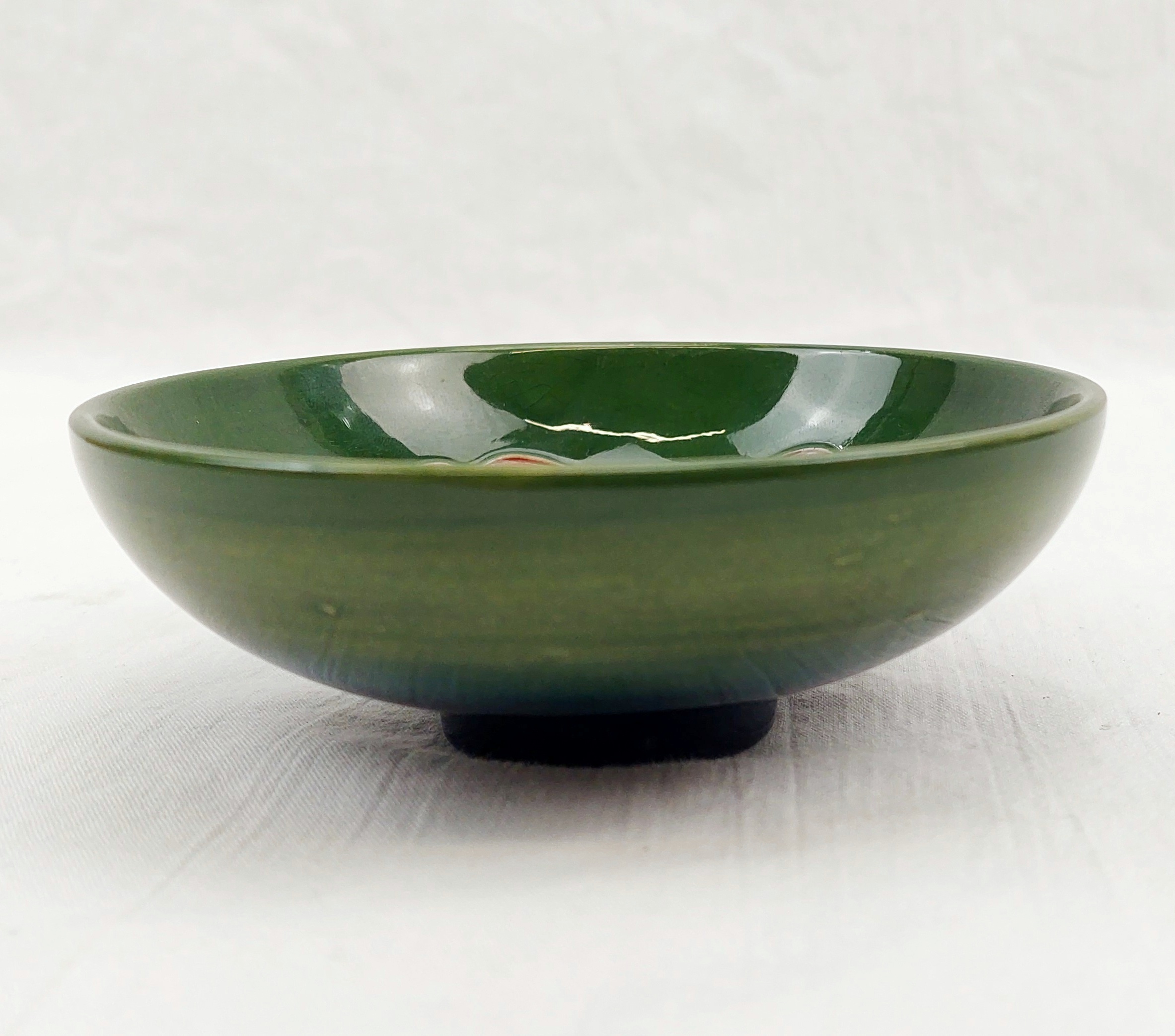 Small Moorcroft Magnolia Pattern Footed Bowl - Image 3