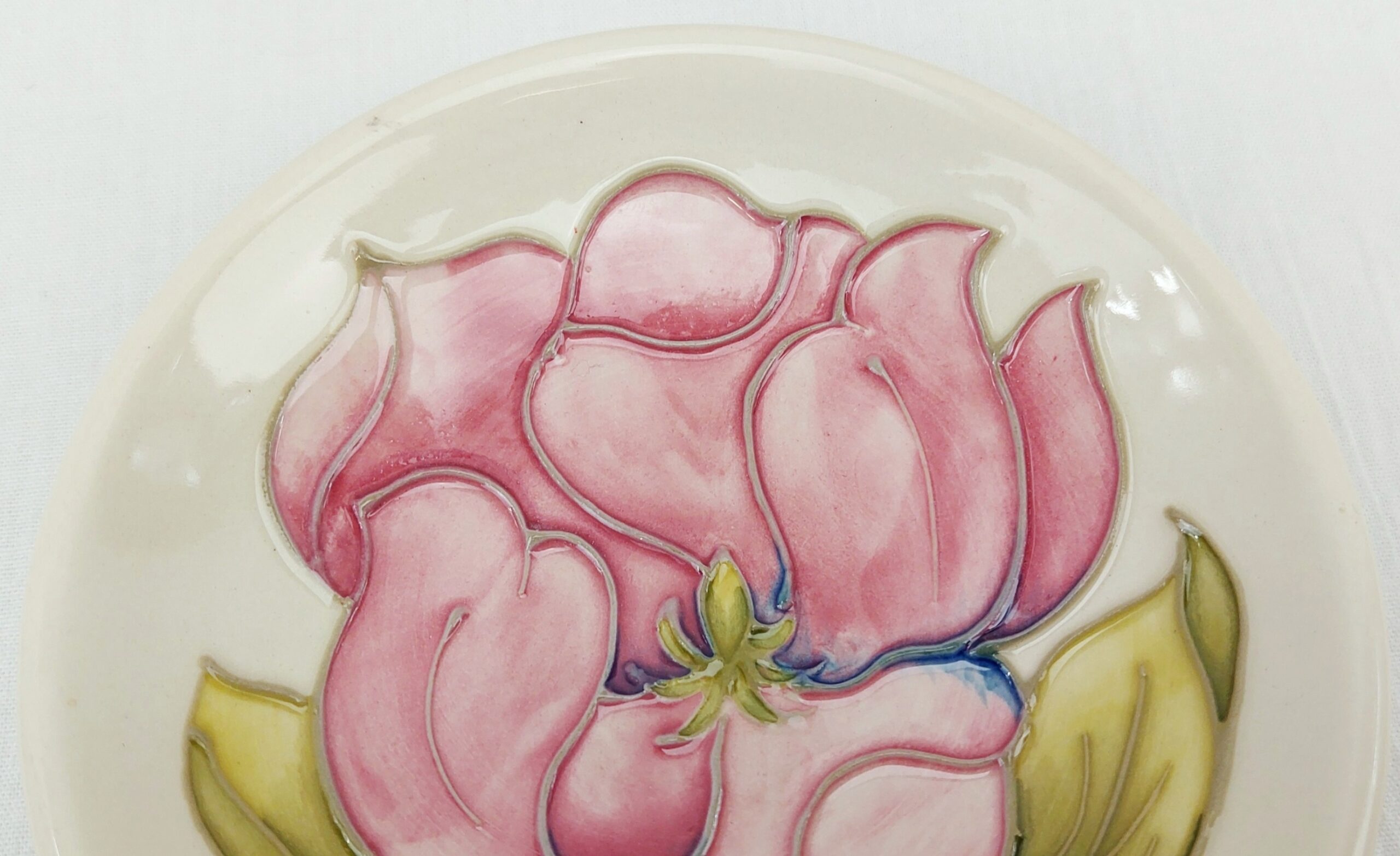 Small Moorcroft Magnolia Pattern Pin Dish - Image 3
