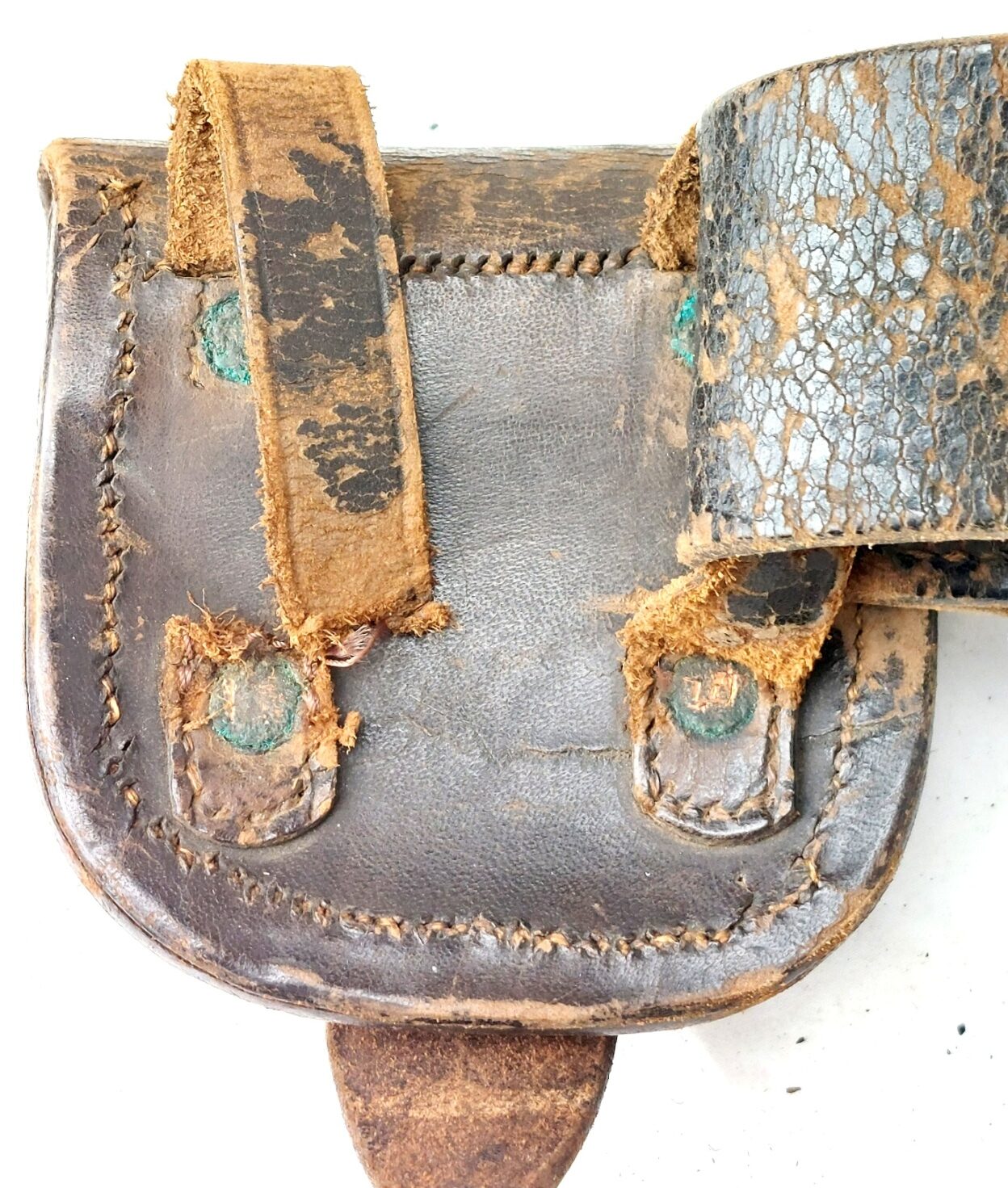 US, Civil War, Early Colt Model 1860 Army .44 Revolver (c.1863) with Complete Belt Rig: Eagle Plate, Holster, Model 1850 Cap Pouch, Accessory Pouch and Shoulder Support Strap, Serial No. 89837, Obsolete Calibre - Image 48