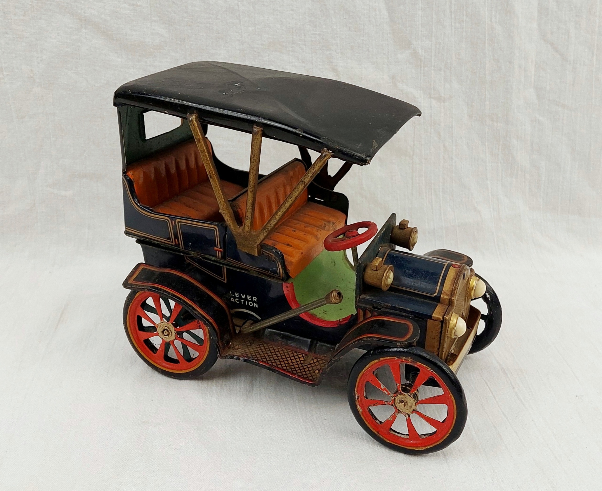 Vintage Schuco Tinplate Clockwork Car - Image 3