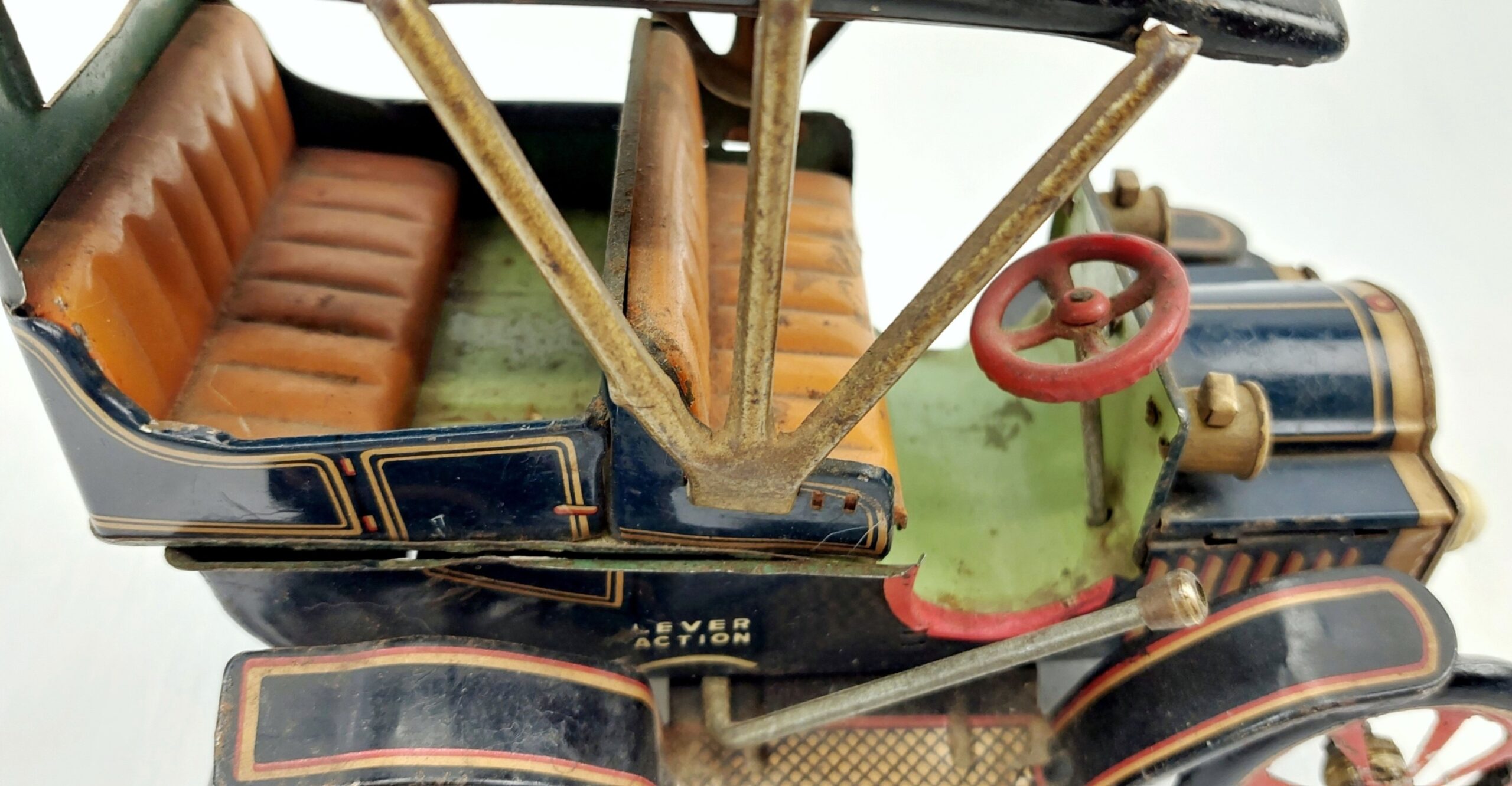 Vintage Schuco Tinplate Clockwork Car - Image 7