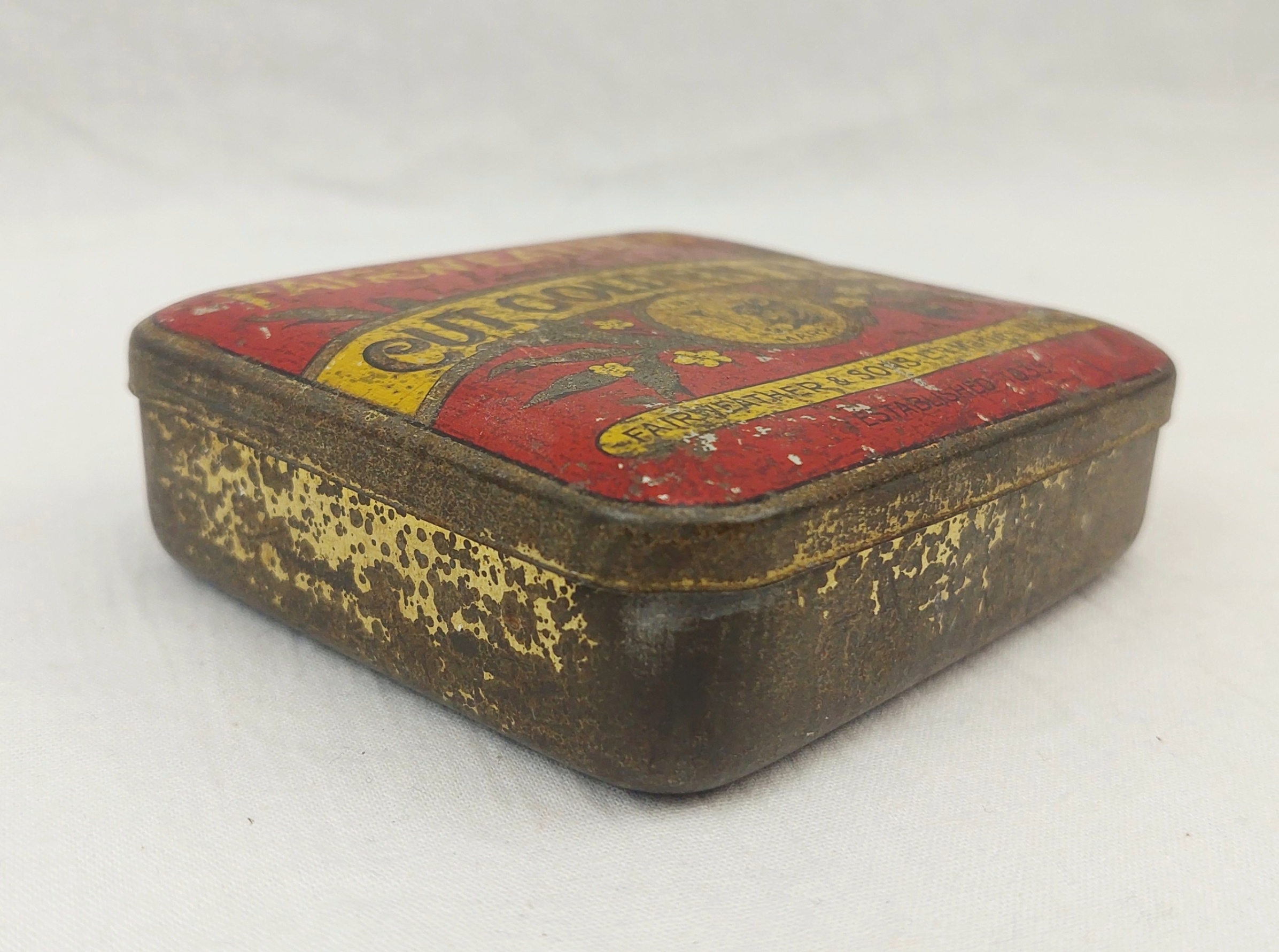 c1900s Fairweathers Cut Golden Bar Tobacco Tin - Image 2
