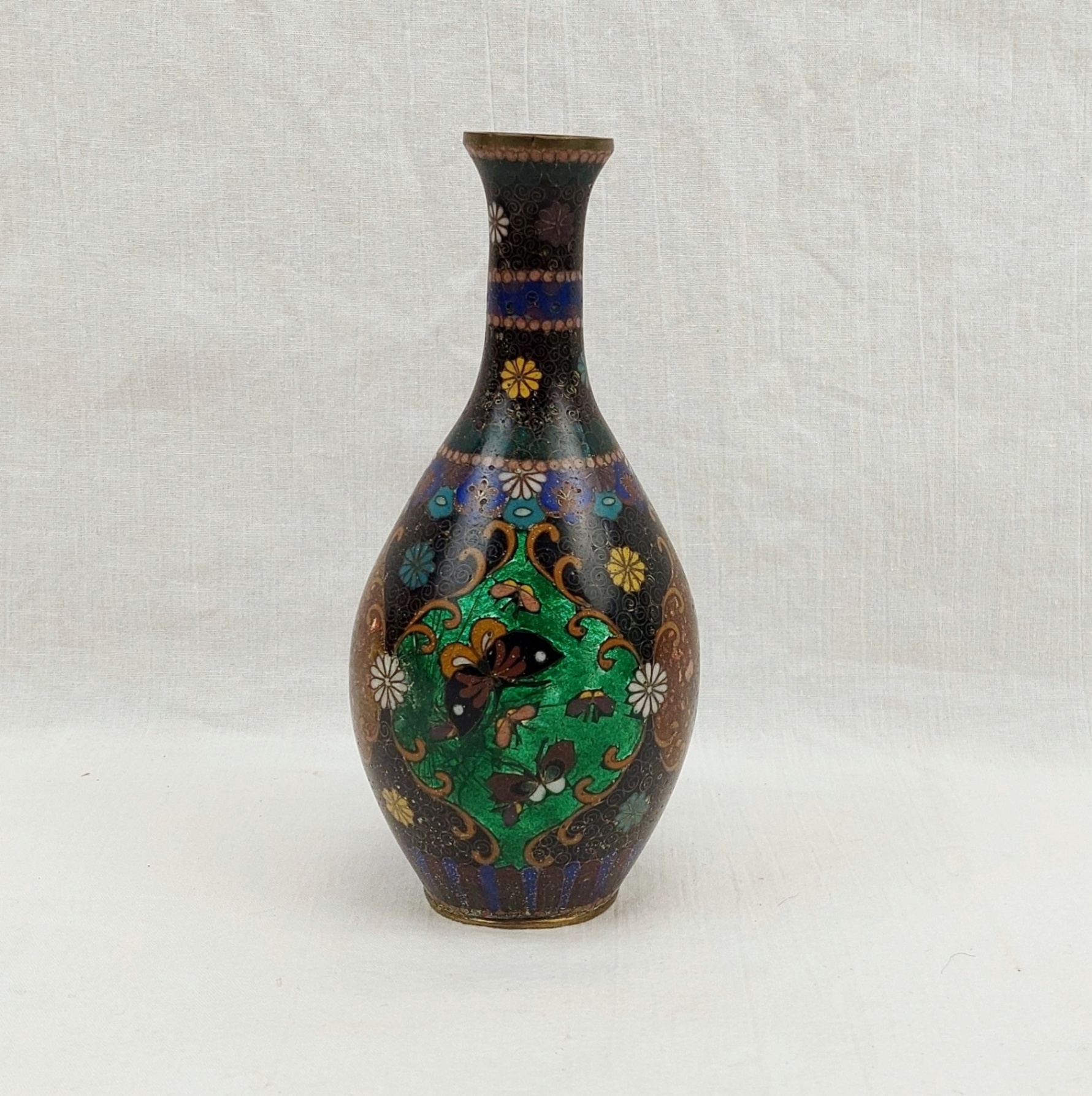 Antique Meiji Period Japanese Gibari Silver Foil Miniature Vase - Image 2