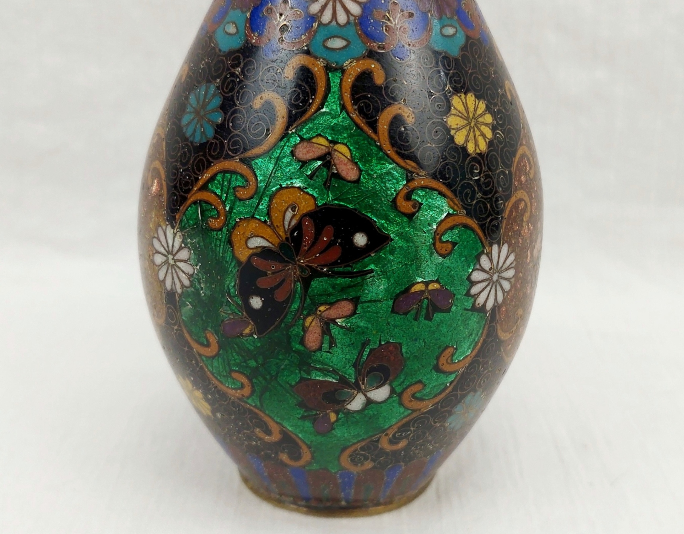 Antique Meiji Period Japanese Gibari Silver Foil Miniature Vase - Image 6
