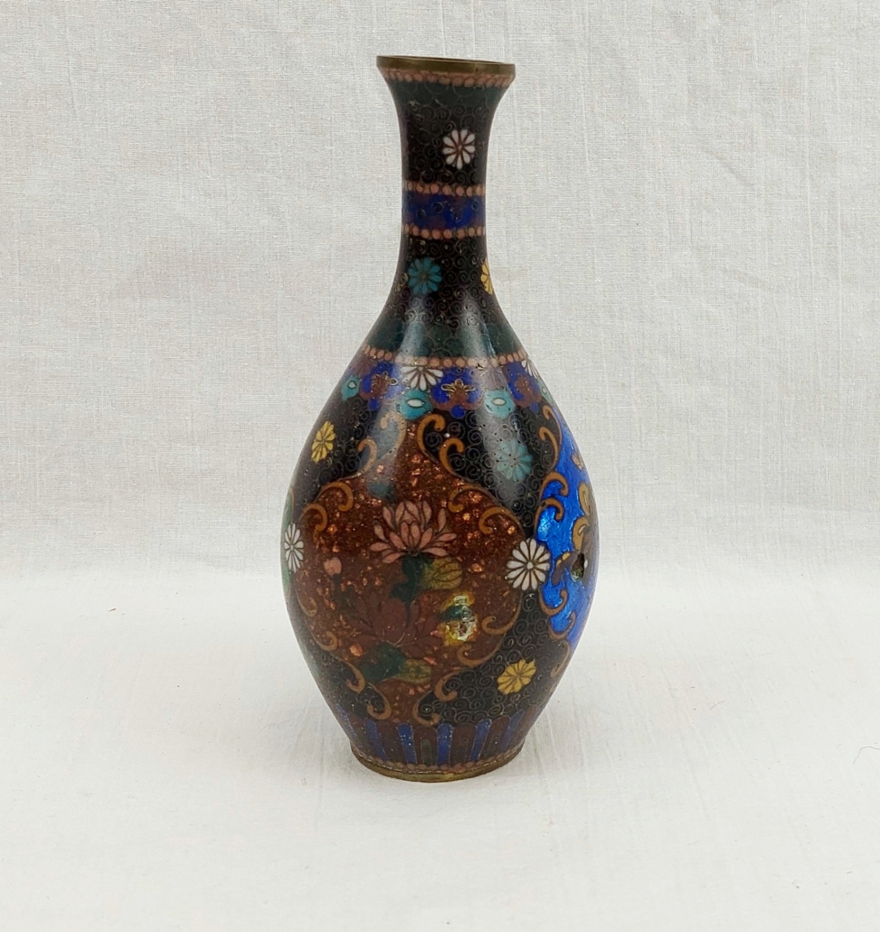 Antique Meiji Period Japanese Gibari Silver Foil Miniature Vase - Image 3